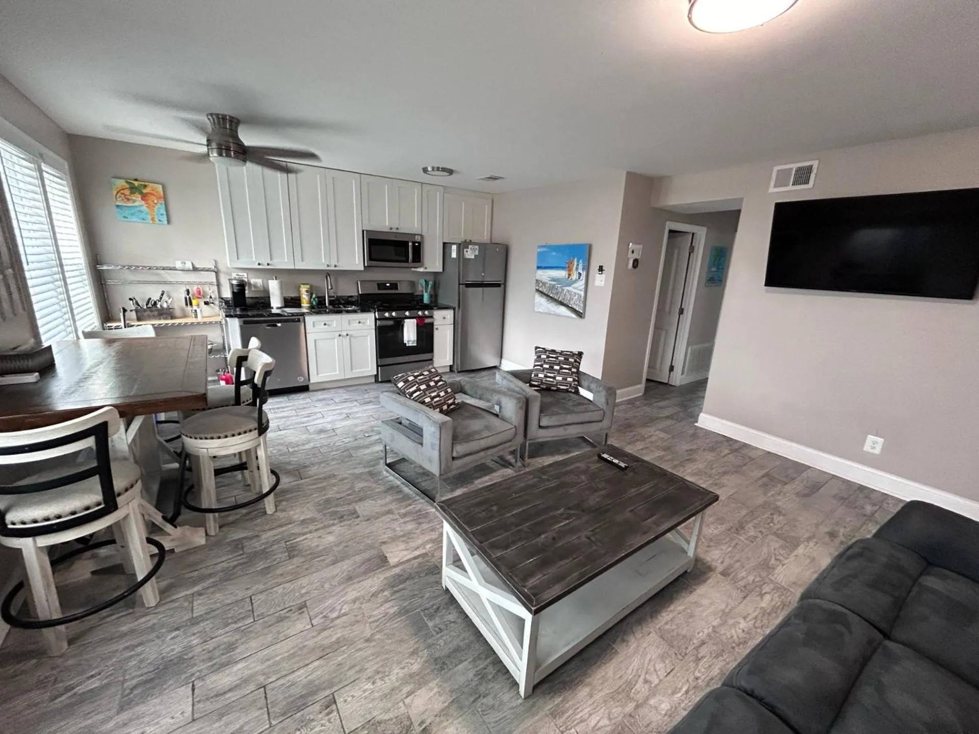 Living room in Beach Block Parking Modern Decor Porch