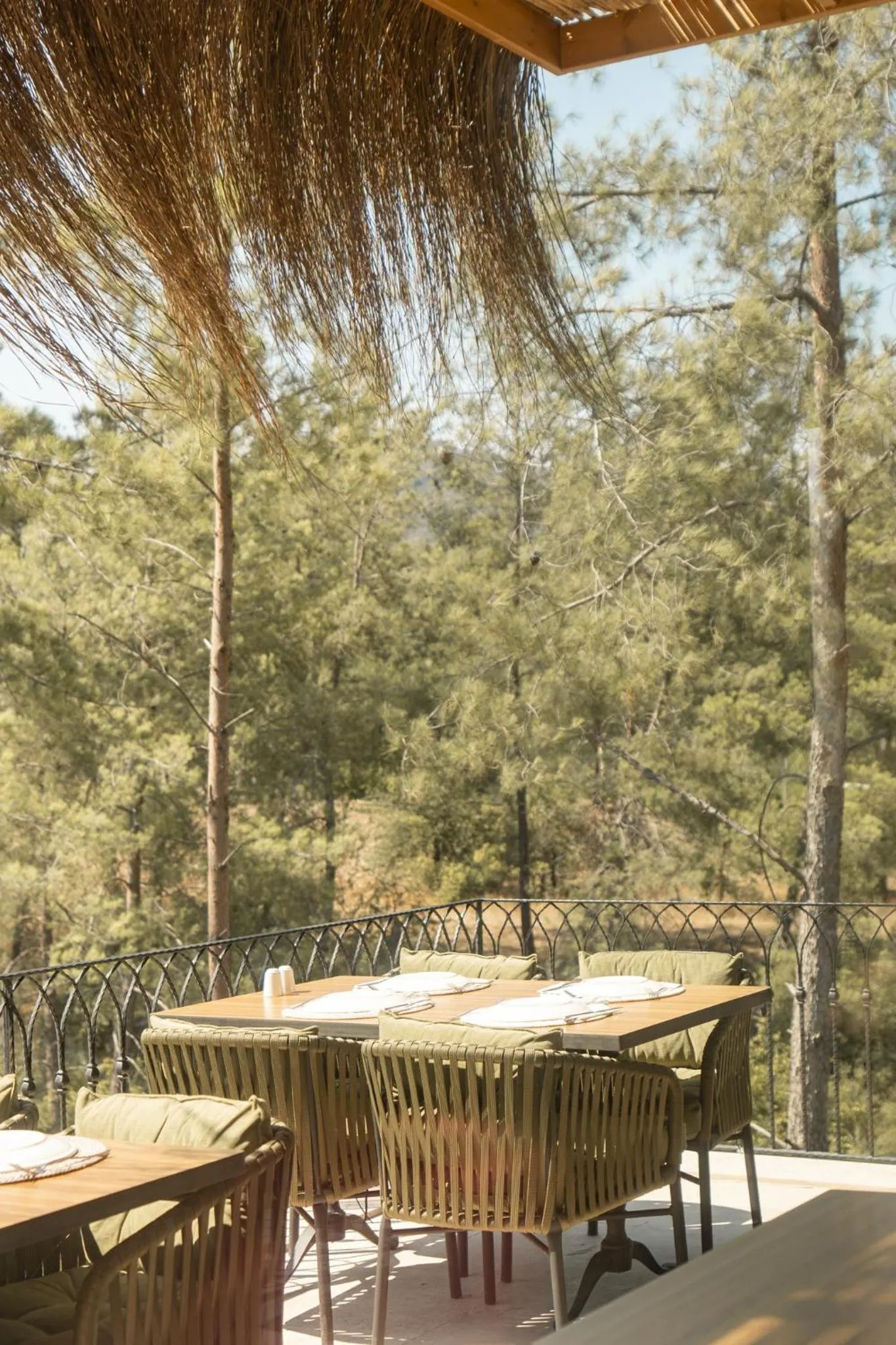 Spring in IZZ Getaway - Adults Only