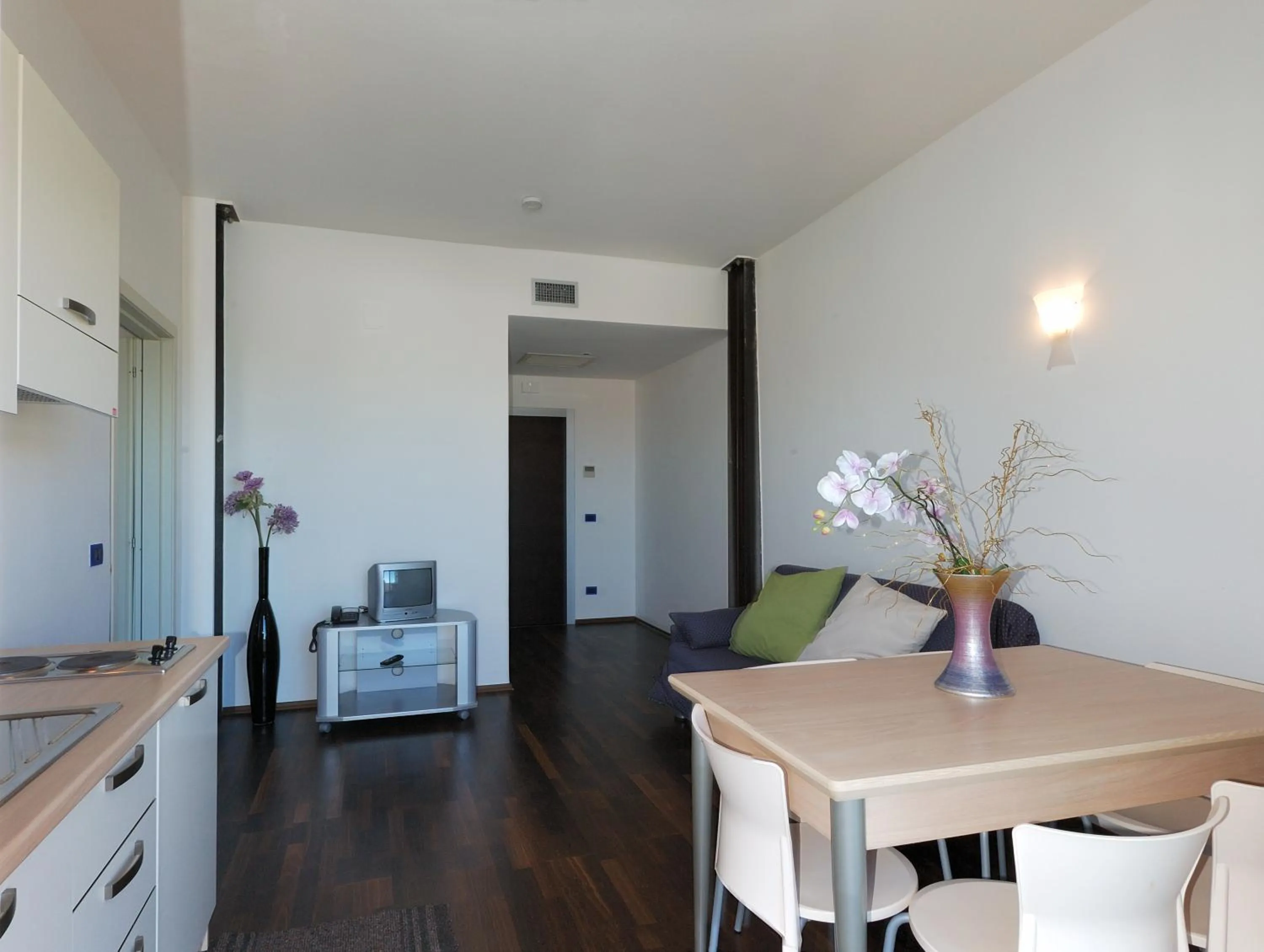 Kitchen or kitchenette in Medi Garden Hotel&Residence