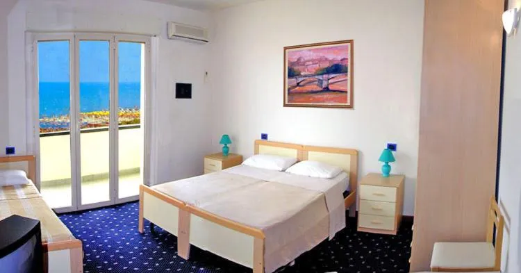 Bed in Medi Garden Hotel&Residence