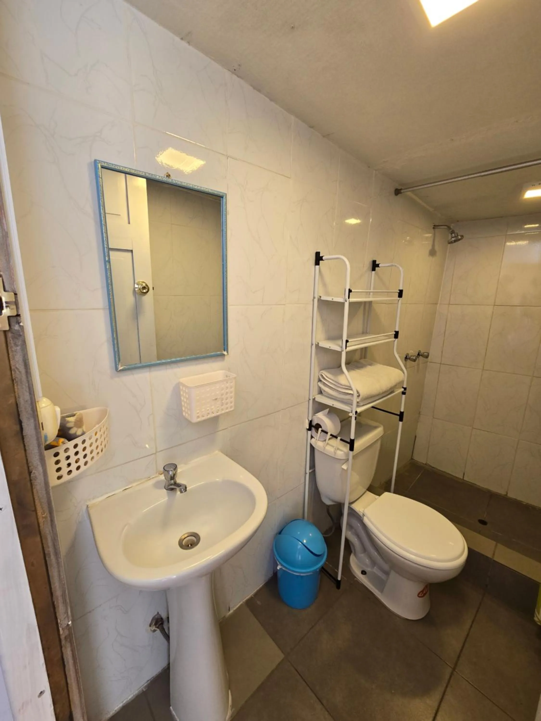 Shower in Barrio Inka B&B