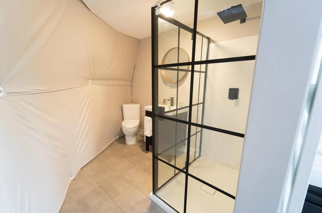 Shower in Gravity Luxury Domes