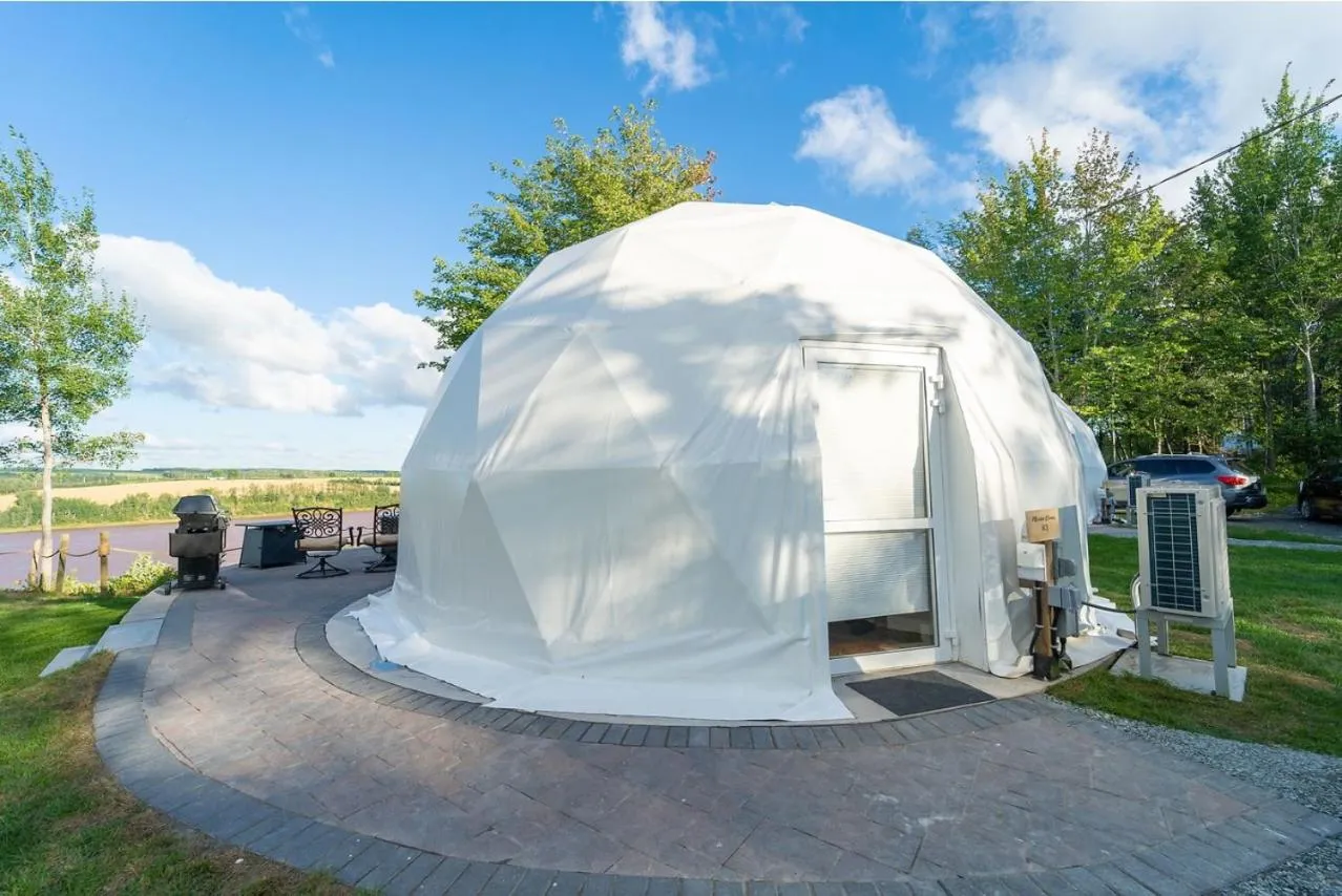 Spring in Gravity Luxury Domes