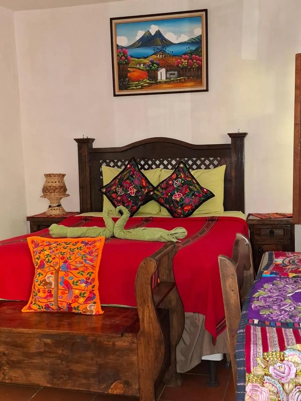 Photo of the whole room, Bed in Francisco's rest house hotel