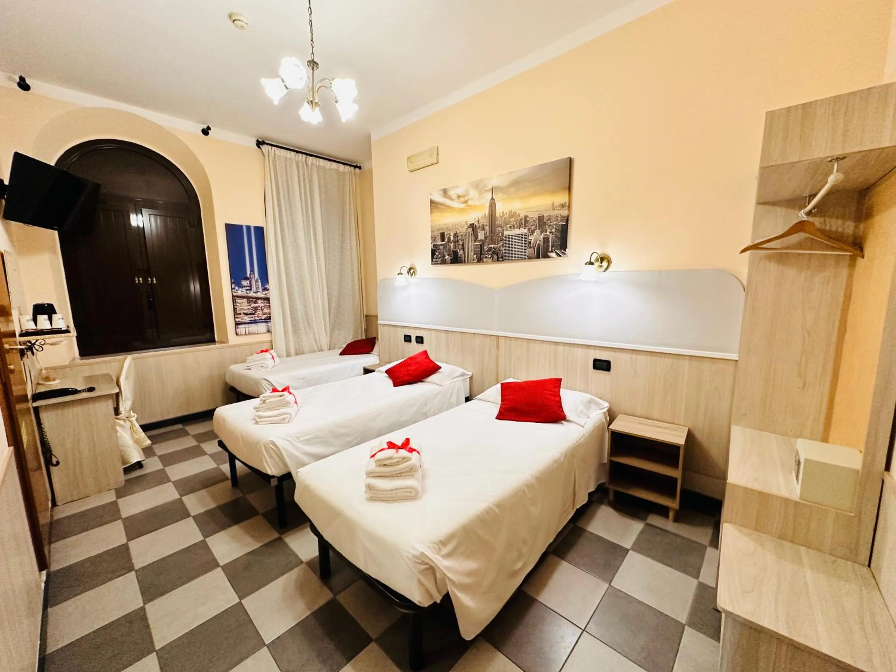 View (from property/room), Bed in Hotel Galata