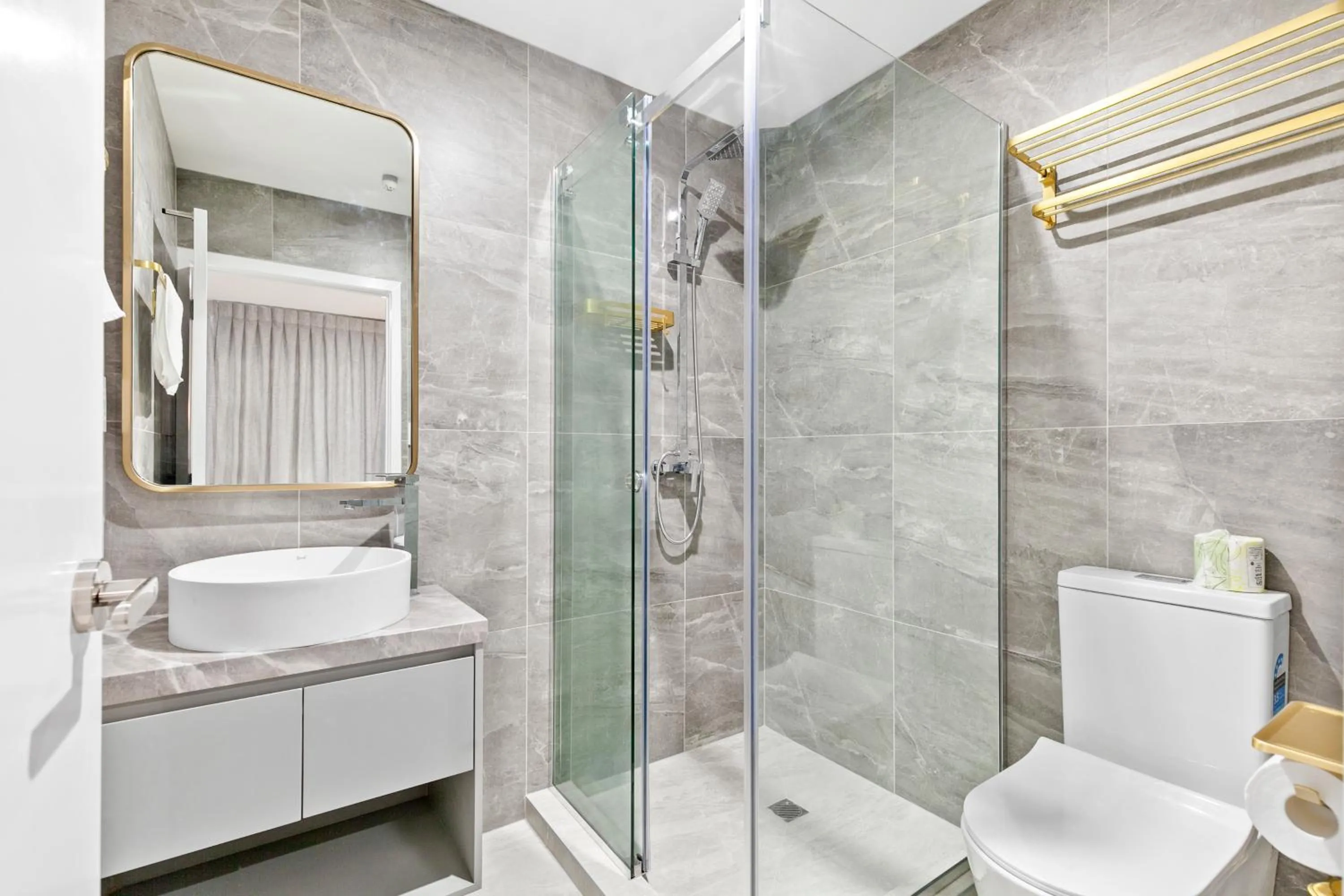 Bathroom in Kolmar Inn