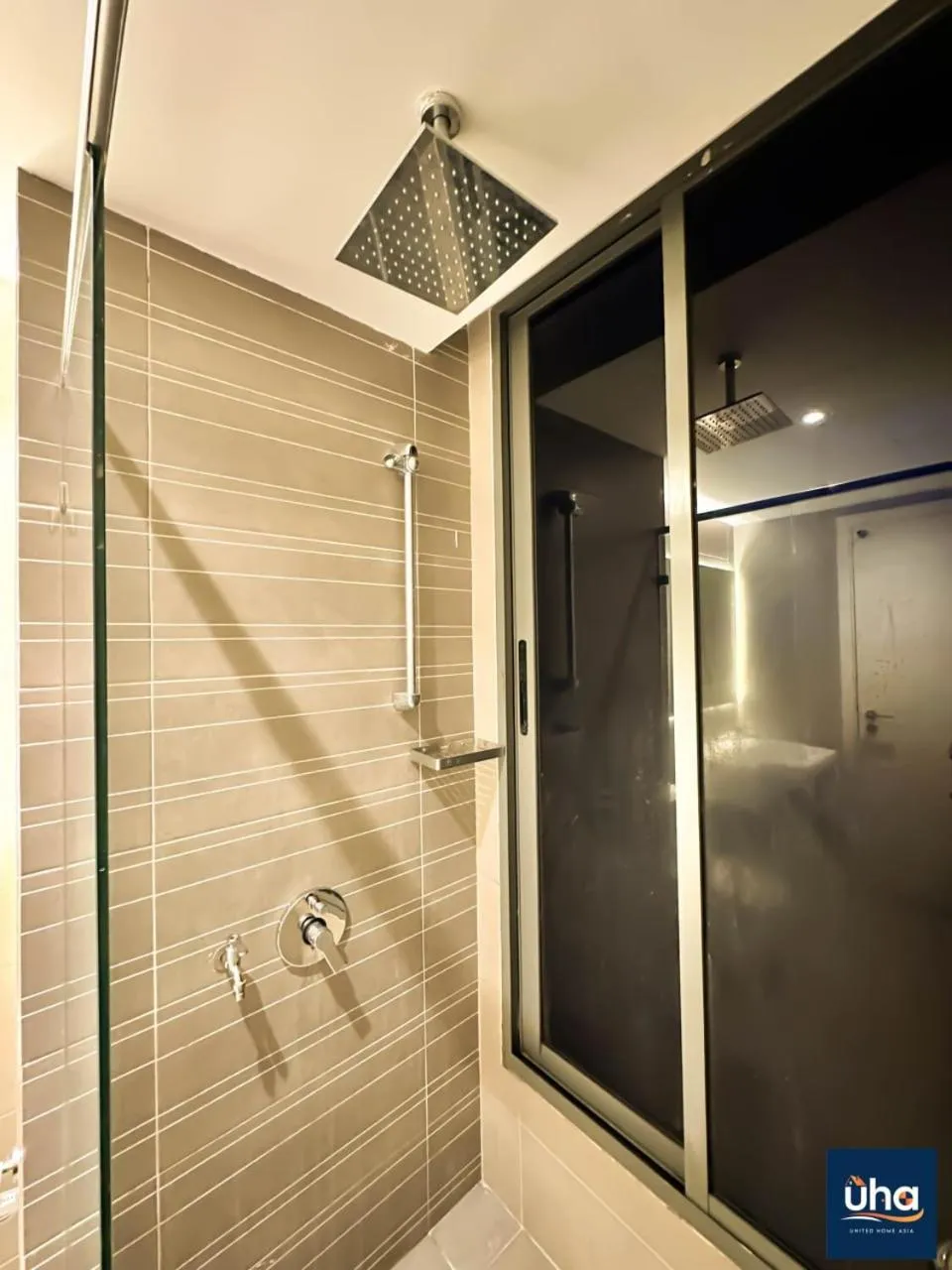 Shower in Teega Suites @ UHA