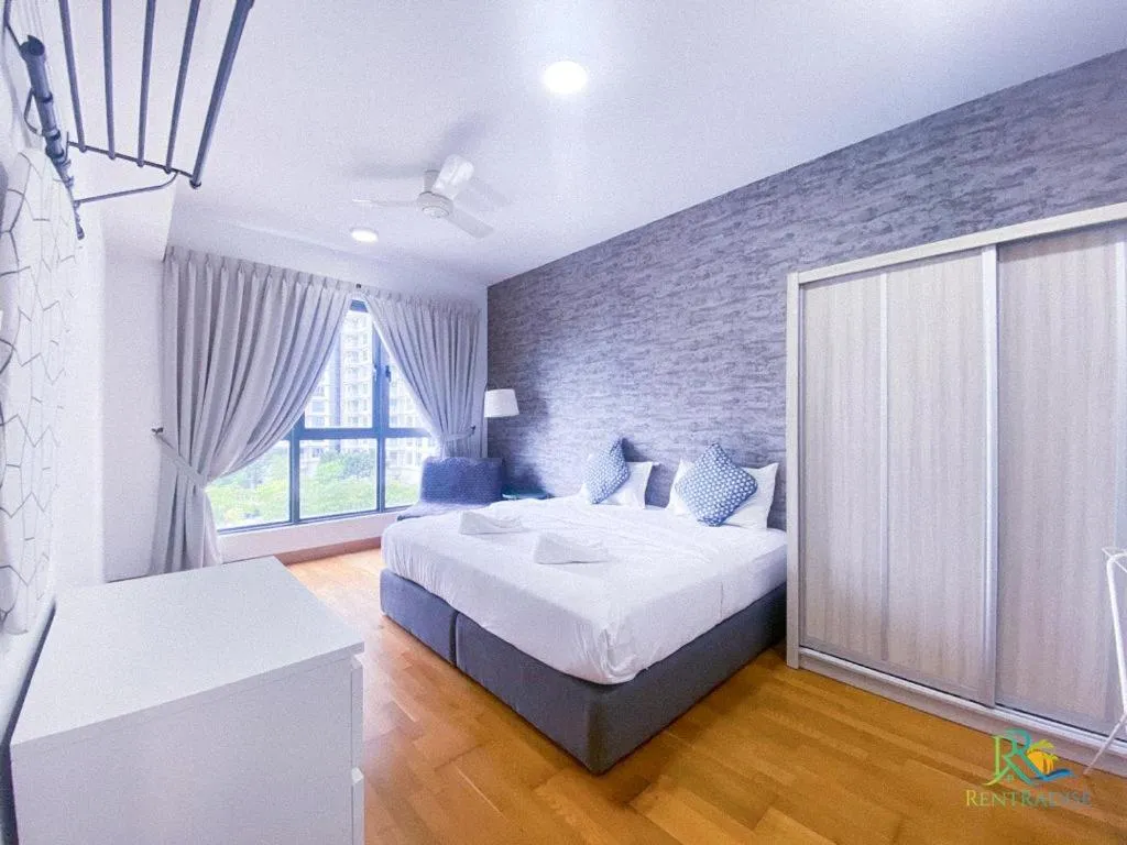 Photo of the whole room, Bed in Teega Suites @ UHA