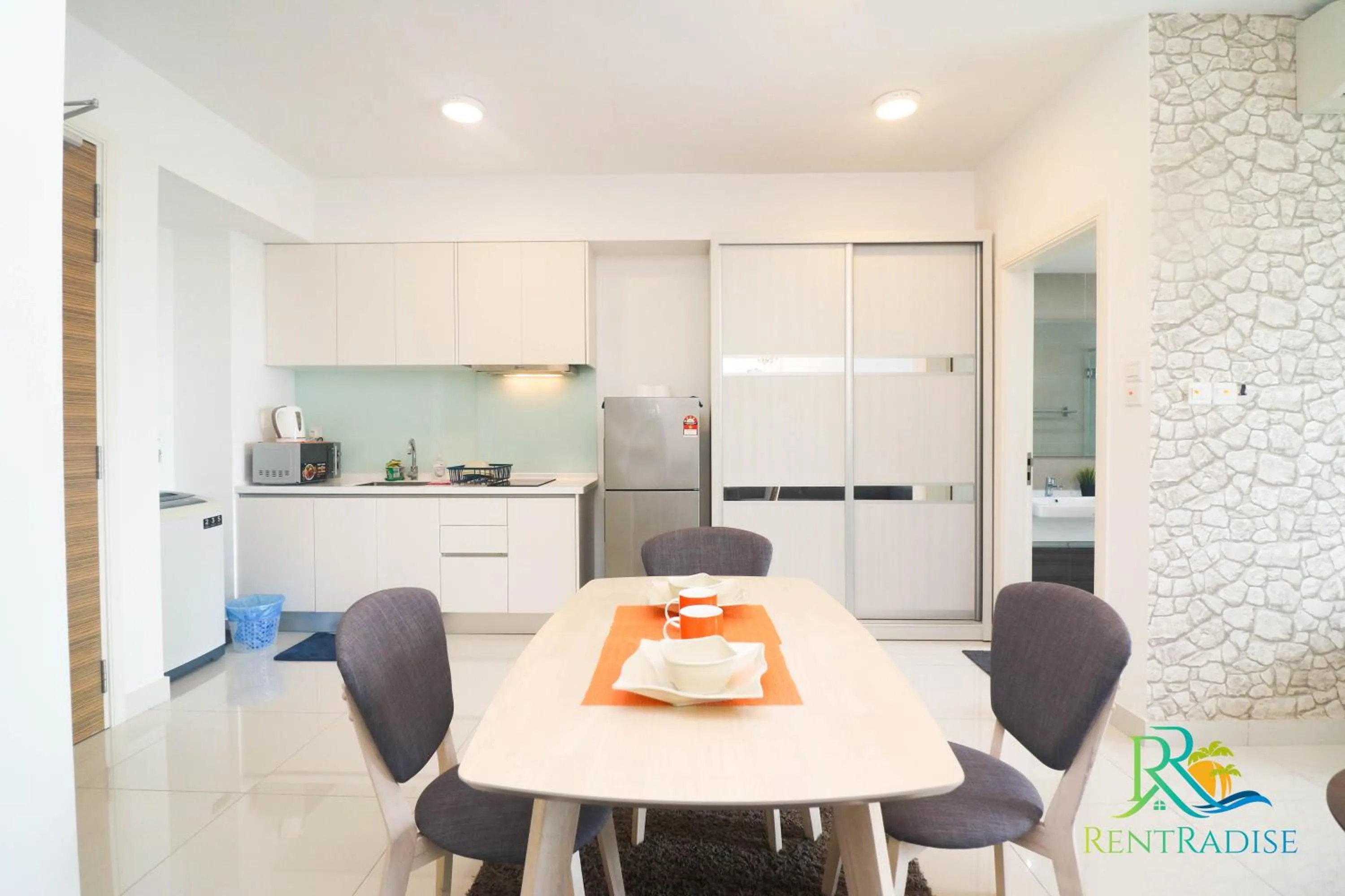 Dining area in Teega Suites @ UHA