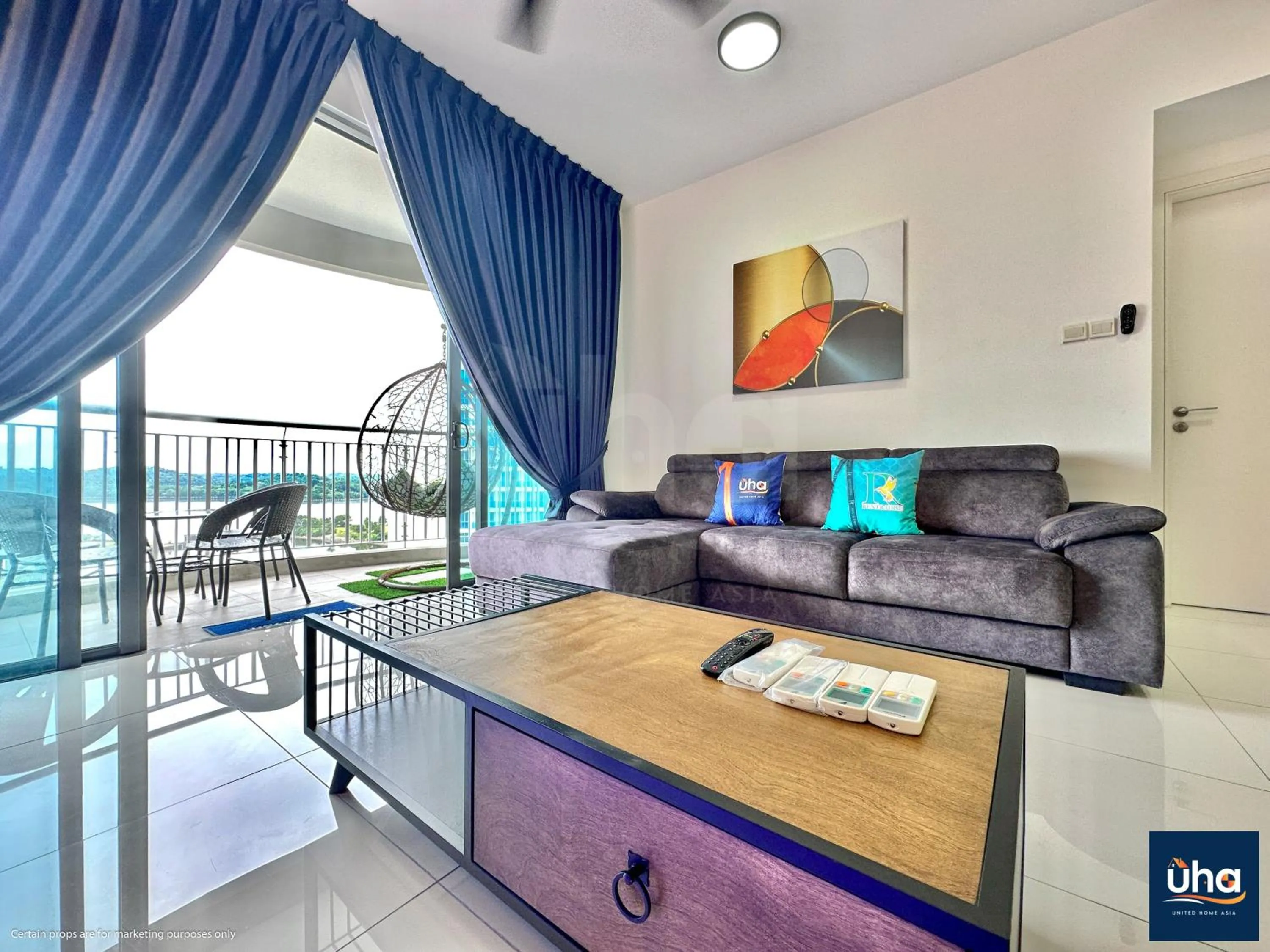 TV and multimedia, Bed in Teega Suites @ UHA