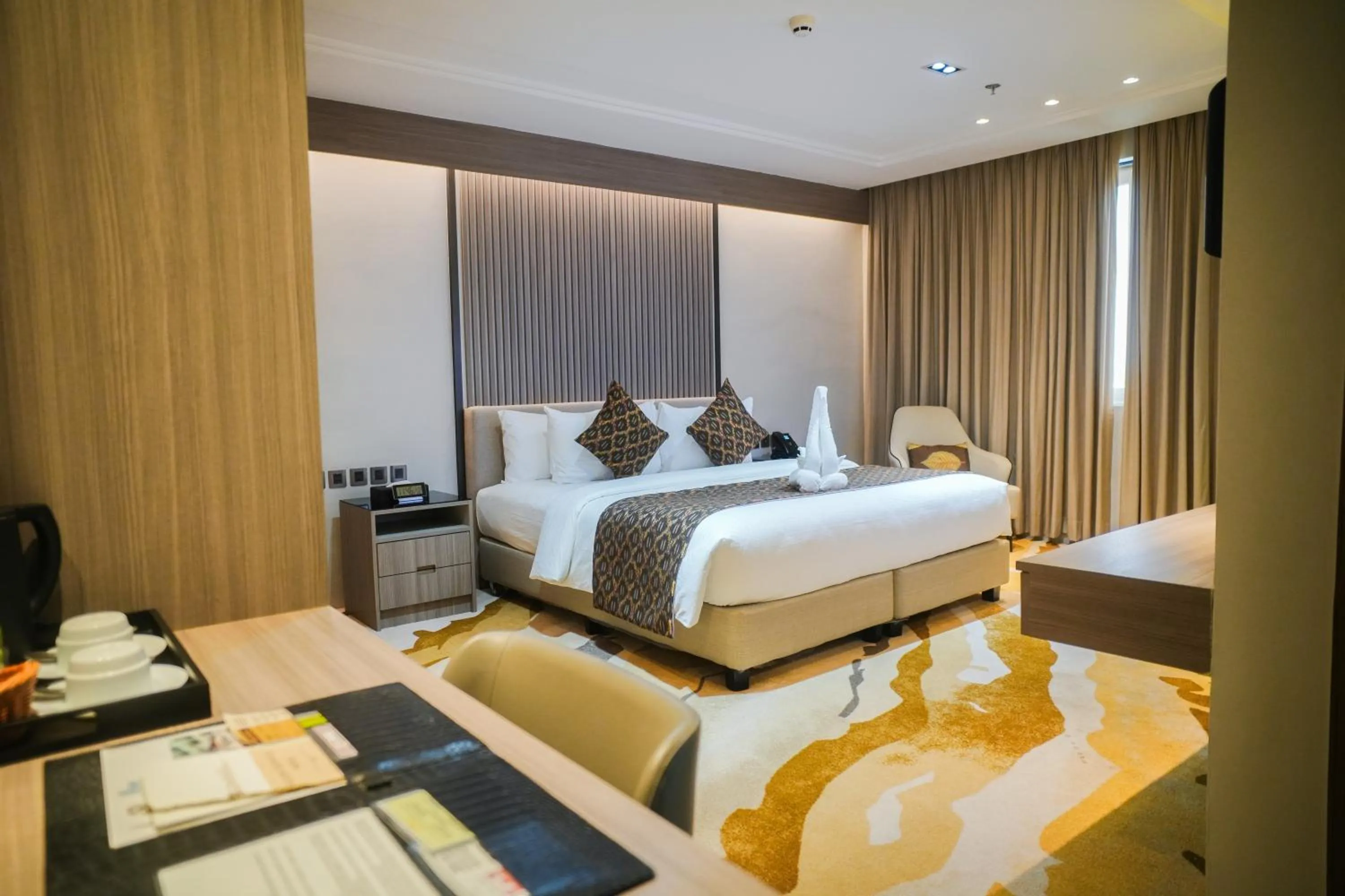 View (from property/room), Bed in The Hotel Andrea