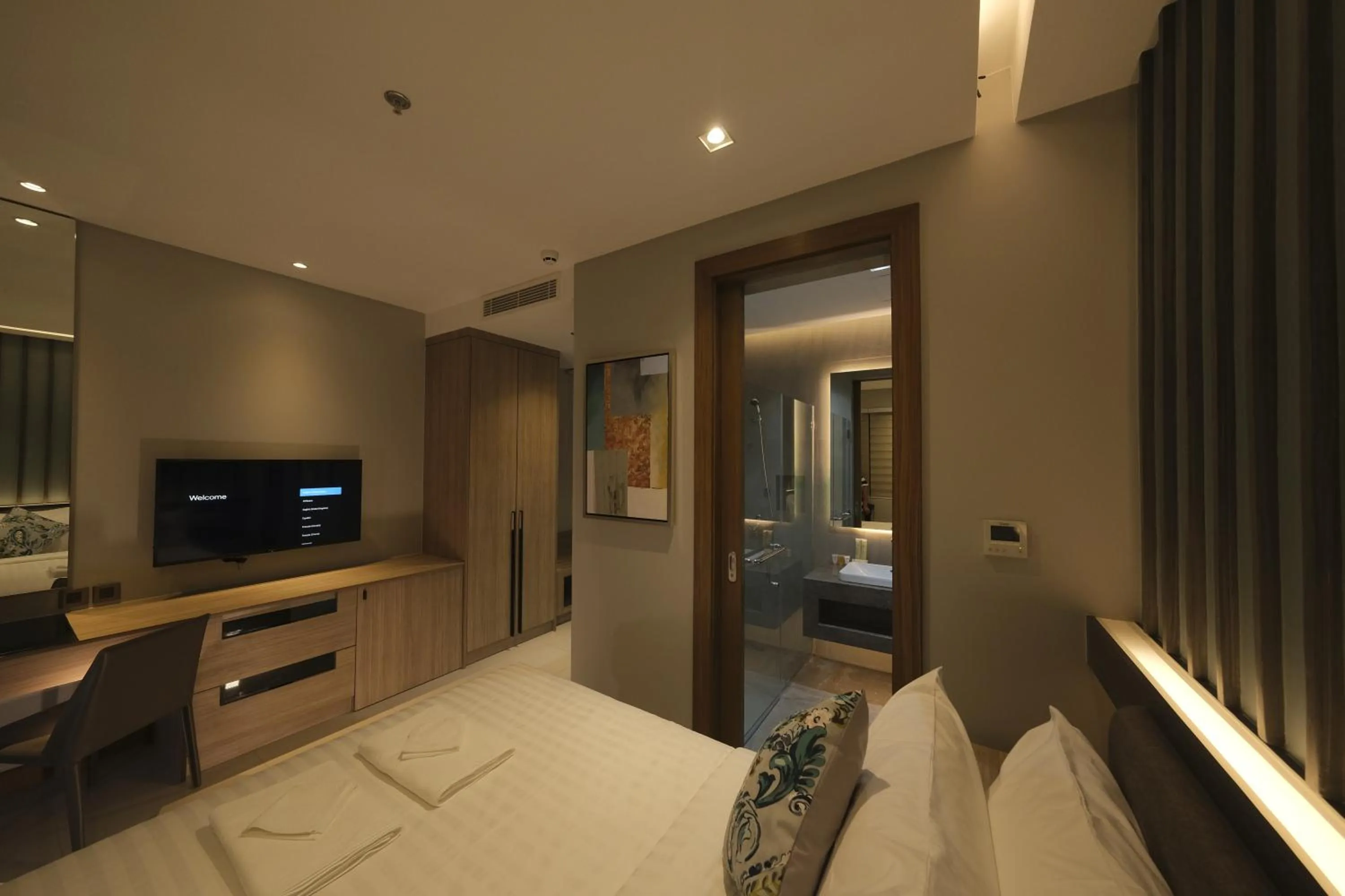 TV and multimedia, Bed in The Hotel Andrea