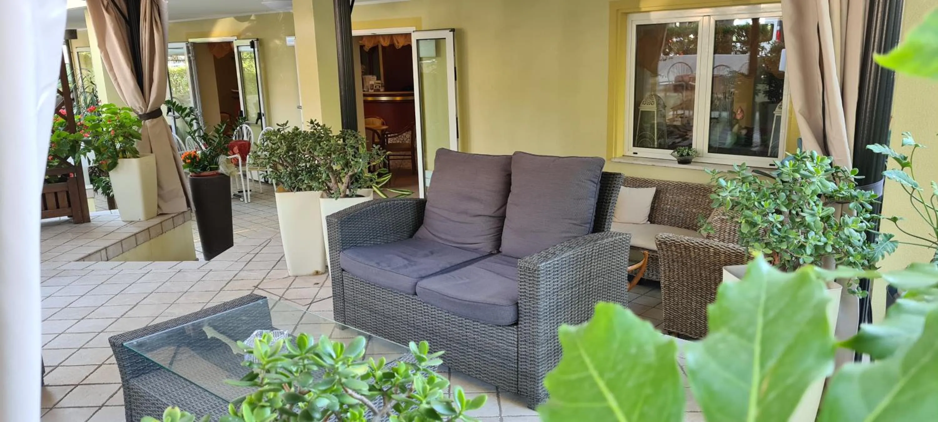 Patio in Hotel Beppe