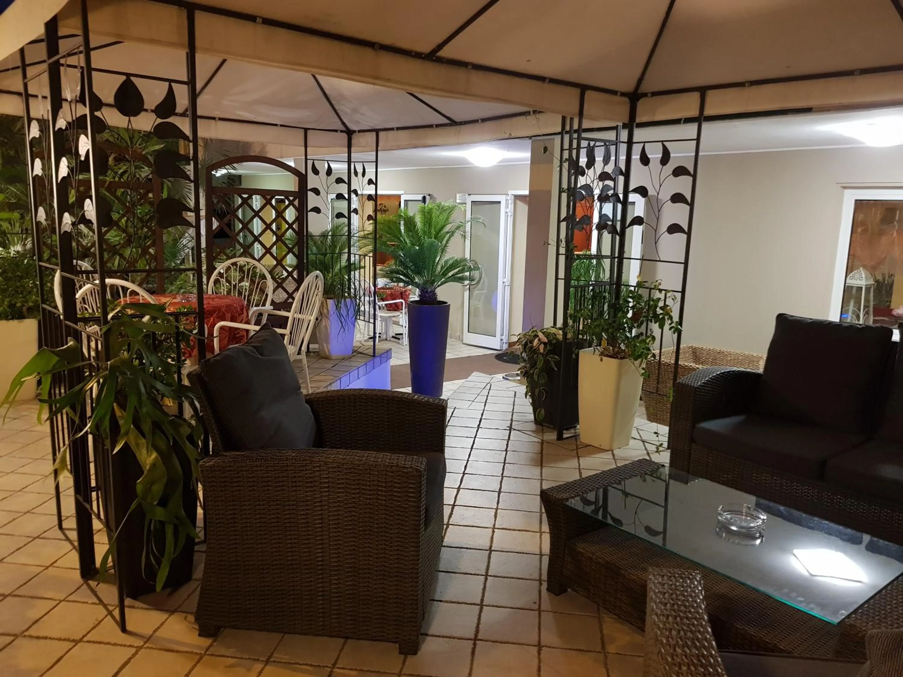 Patio in Hotel Beppe