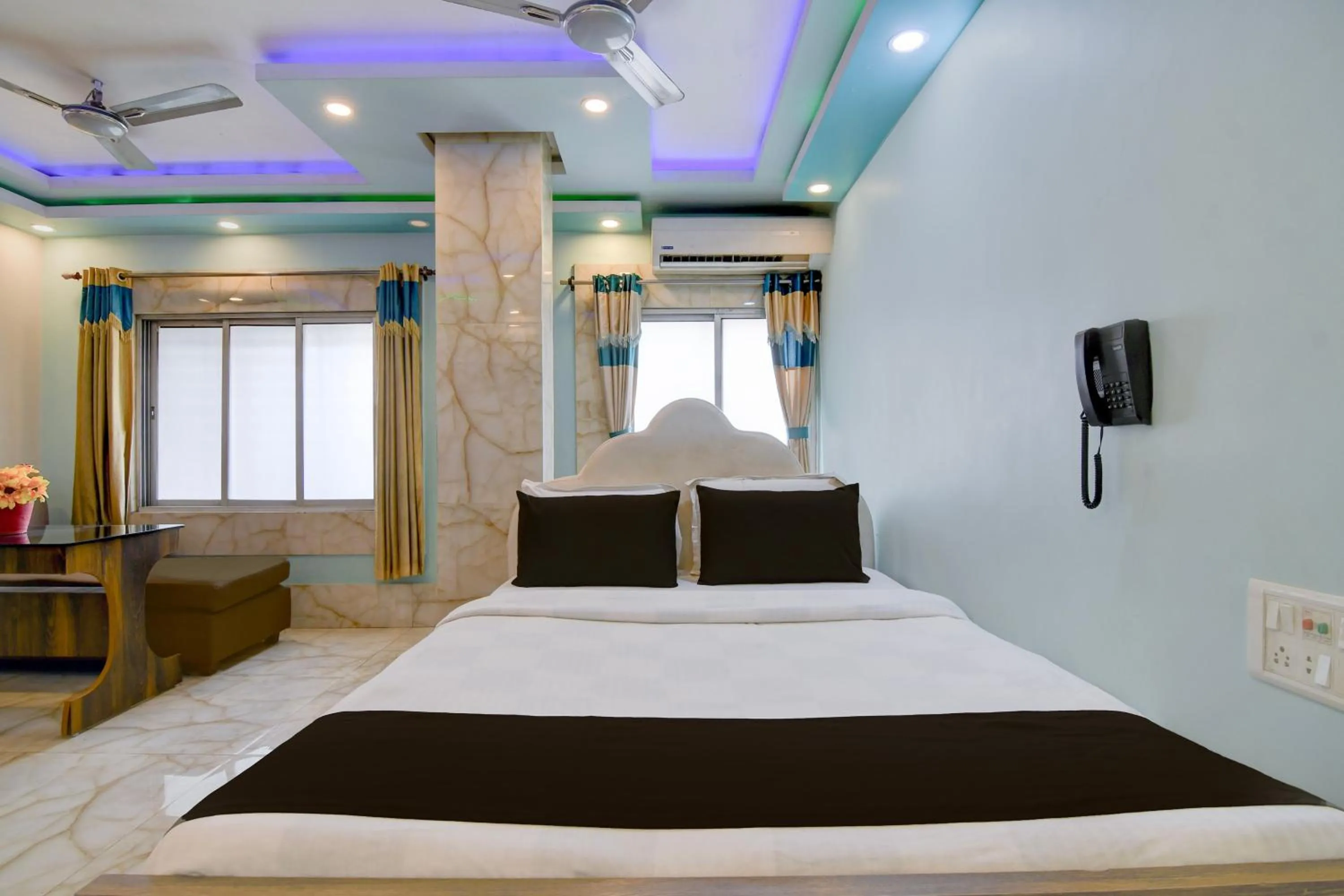 Bedroom, Bed in Collection O NSCB International Airport Formerly Raj Guest House