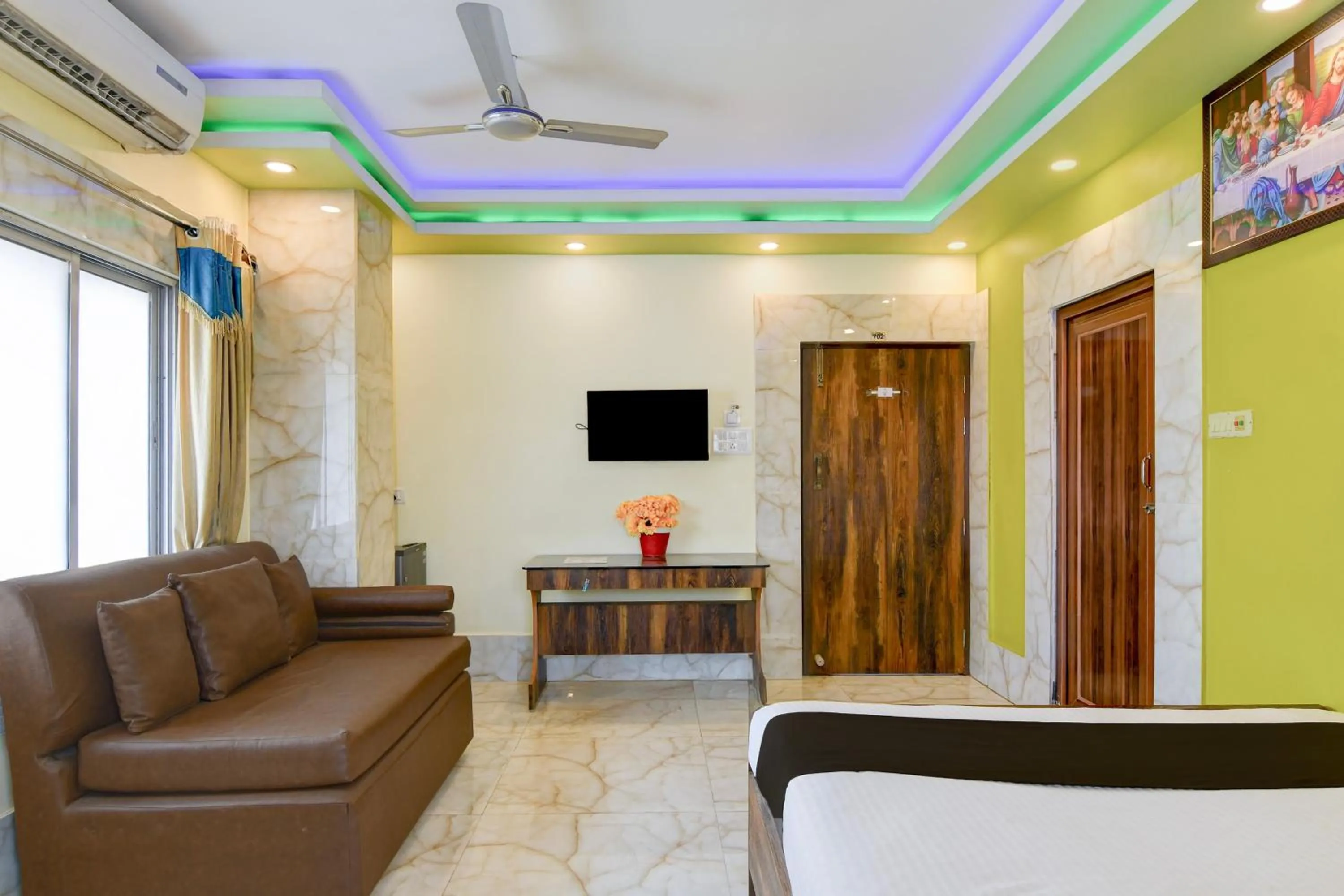 Bedroom in Collection O NSCB International Airport Formerly Raj Guest House