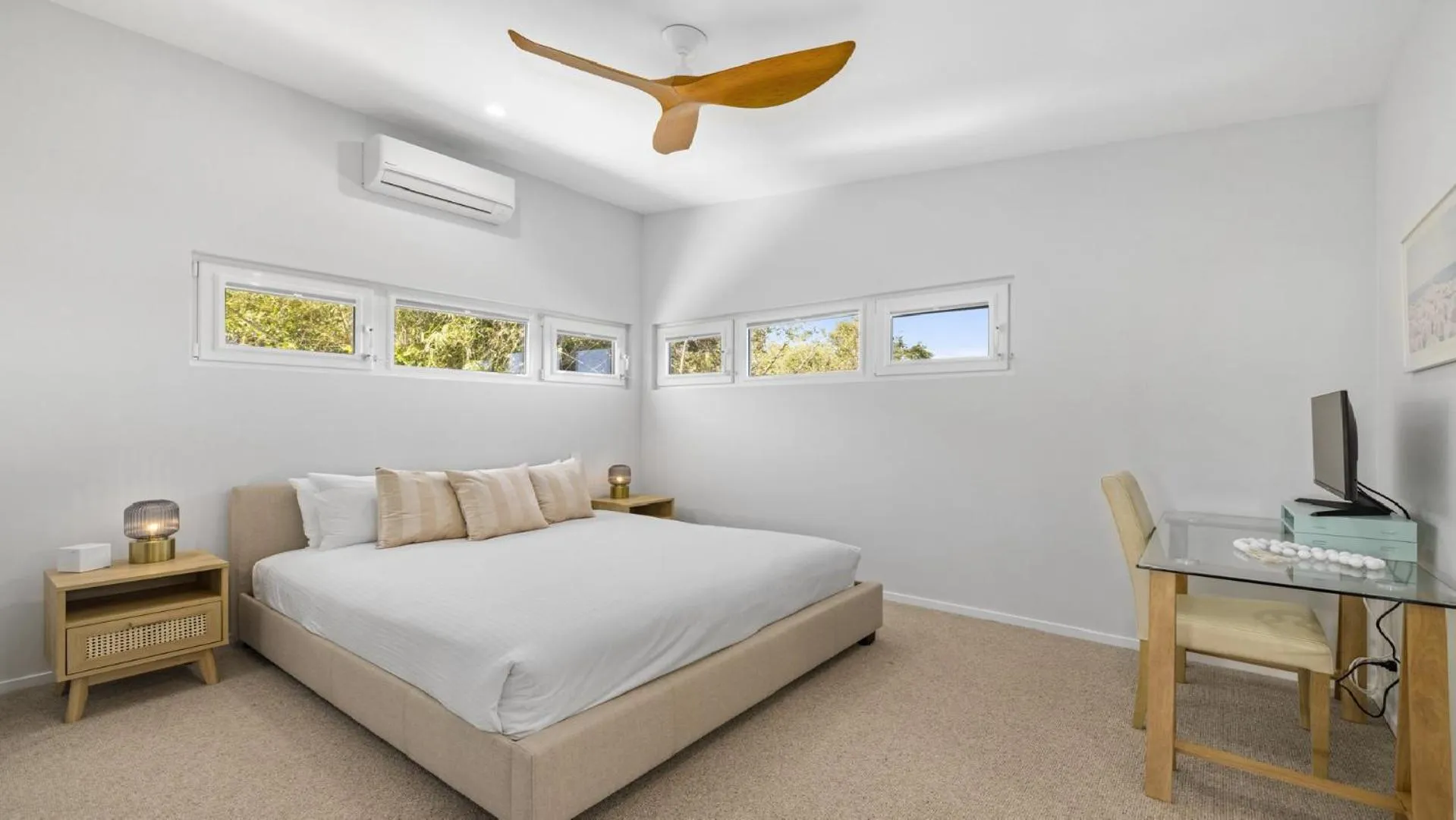 Other, Bed in Tea Trees - Modern Townhouse, Village and Beach