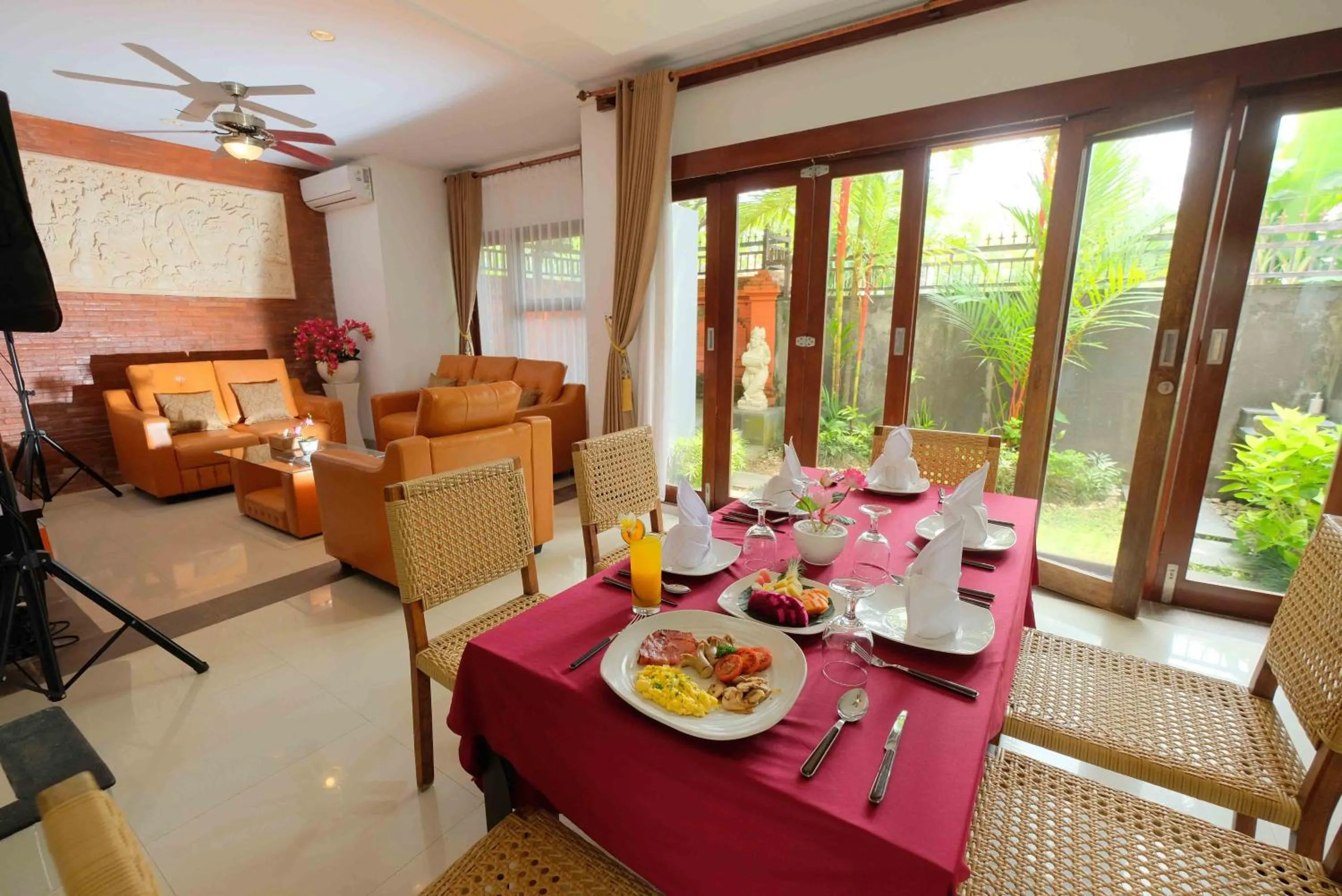 Living room in Kayangan Saba Villa