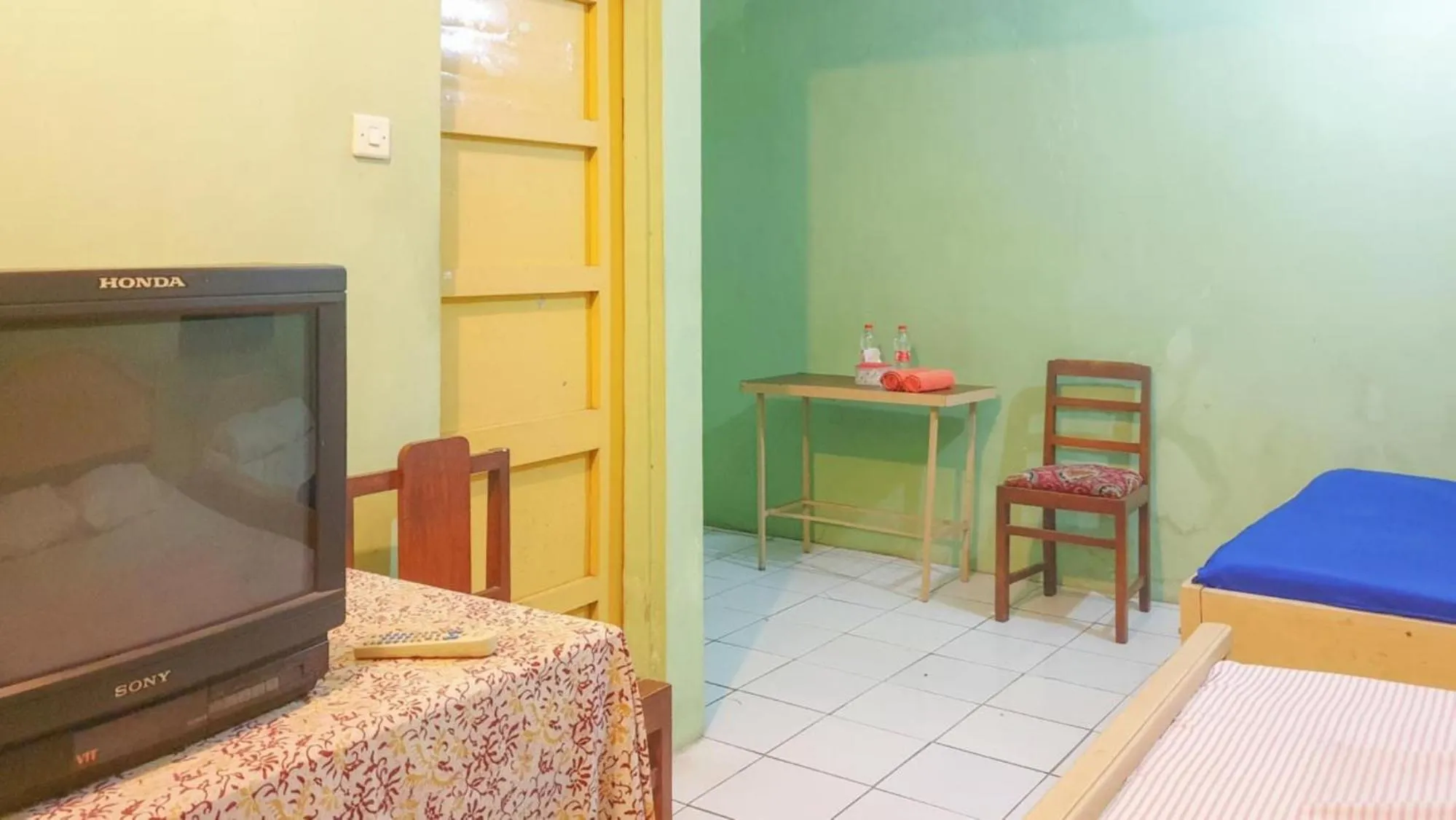 Bedroom in Hotel Jaya Kusuma near Candi Prambanan Mitra RedDoorz