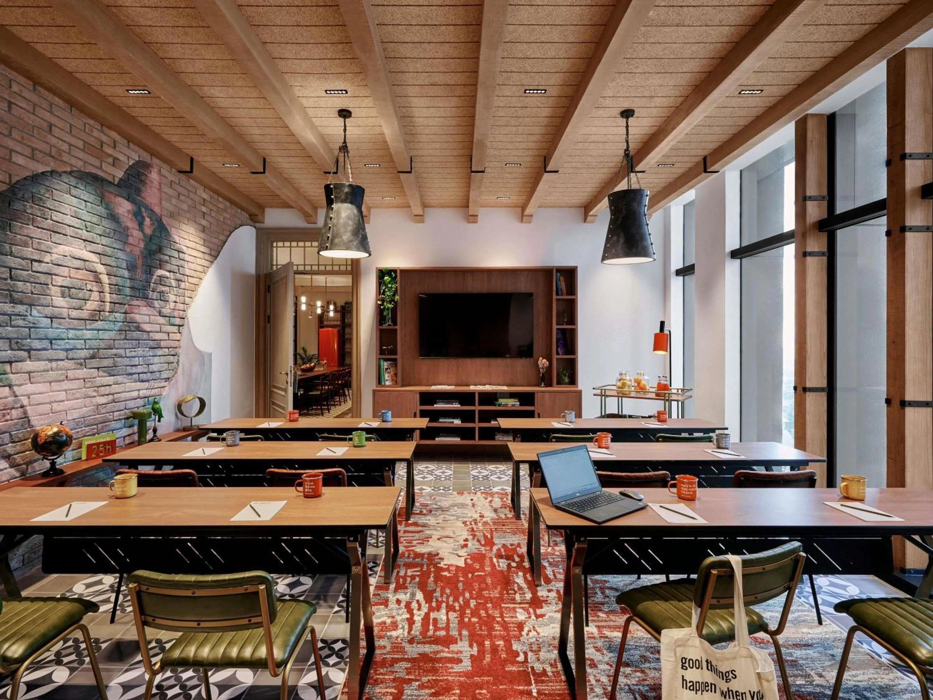 Meeting/conference room in 25hours Hotel Jakarta The Oddbird