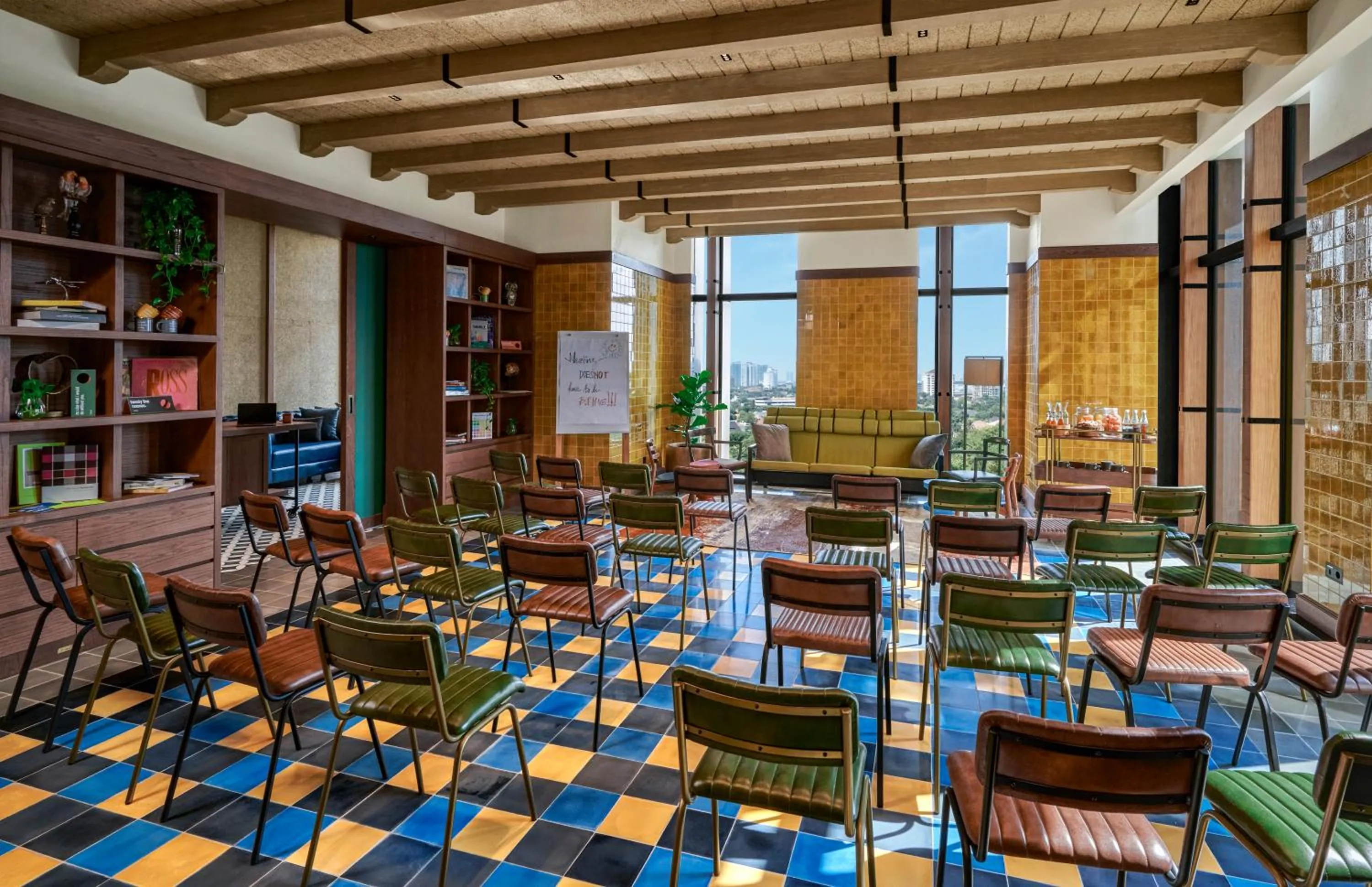 Meeting/conference room in 25hours Hotel Jakarta The Oddbird