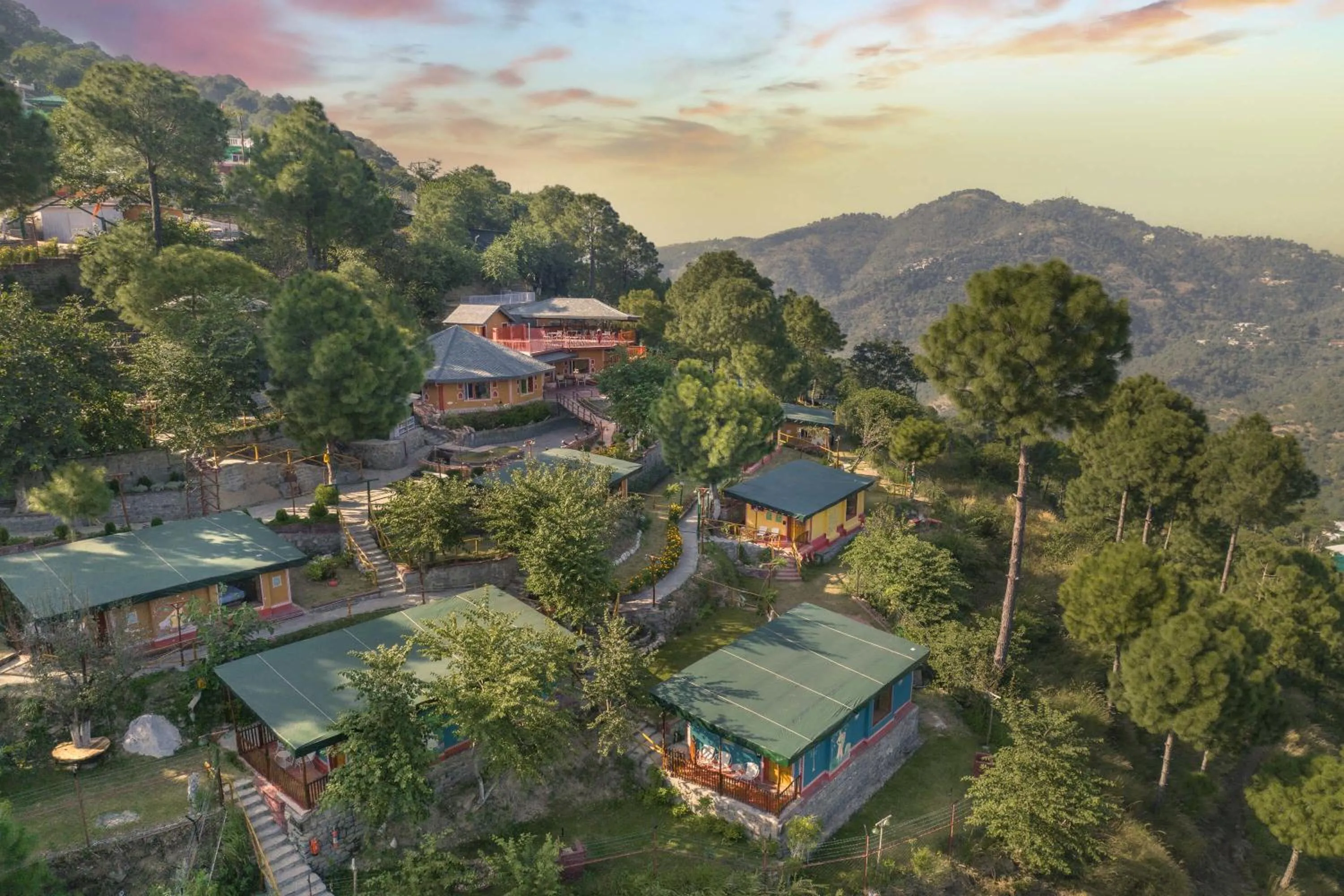 Natural landscape in A Kasauli Ggaon by Echor