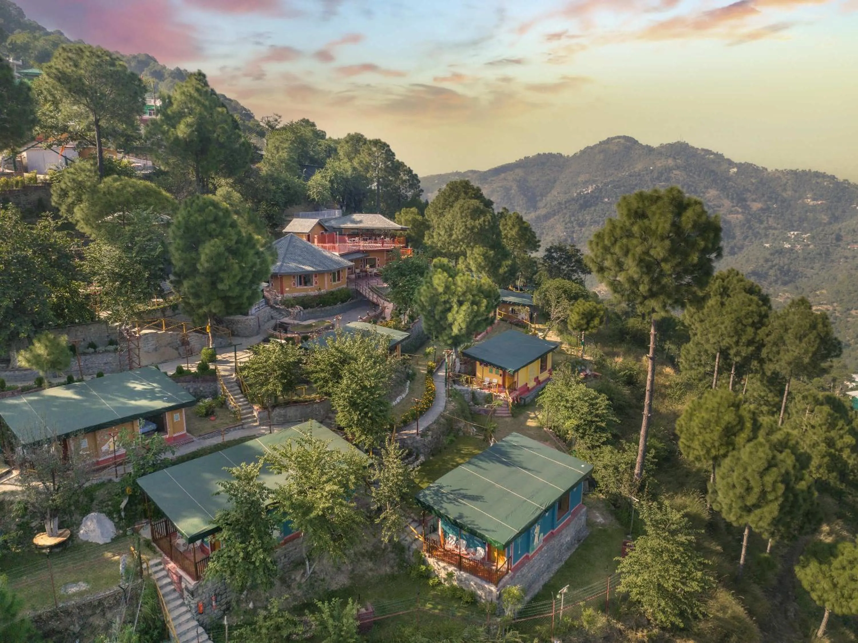 Natural landscape in A Kasauli Ggaon by Echor