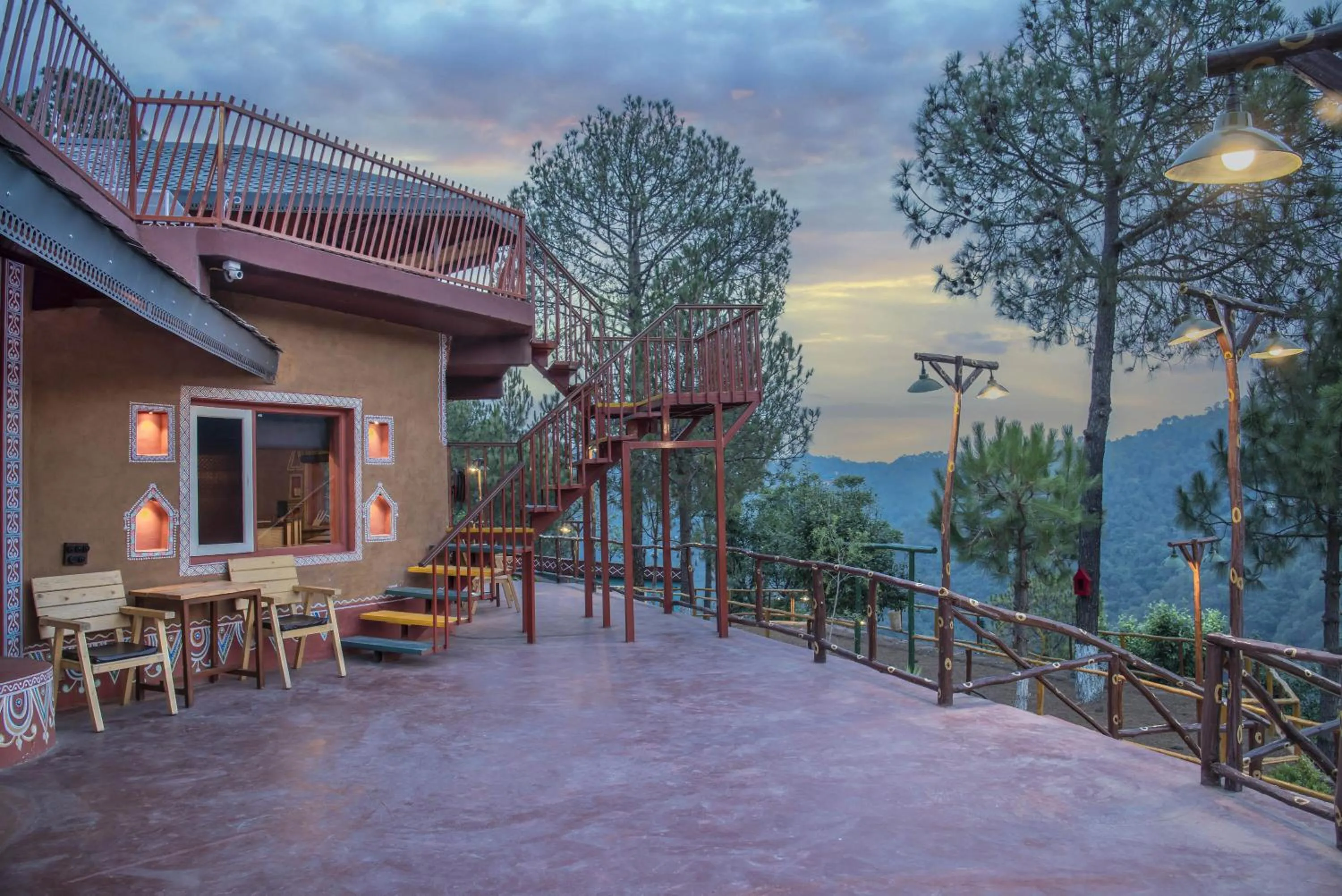 Property building in A Kasauli Ggaon by Echor