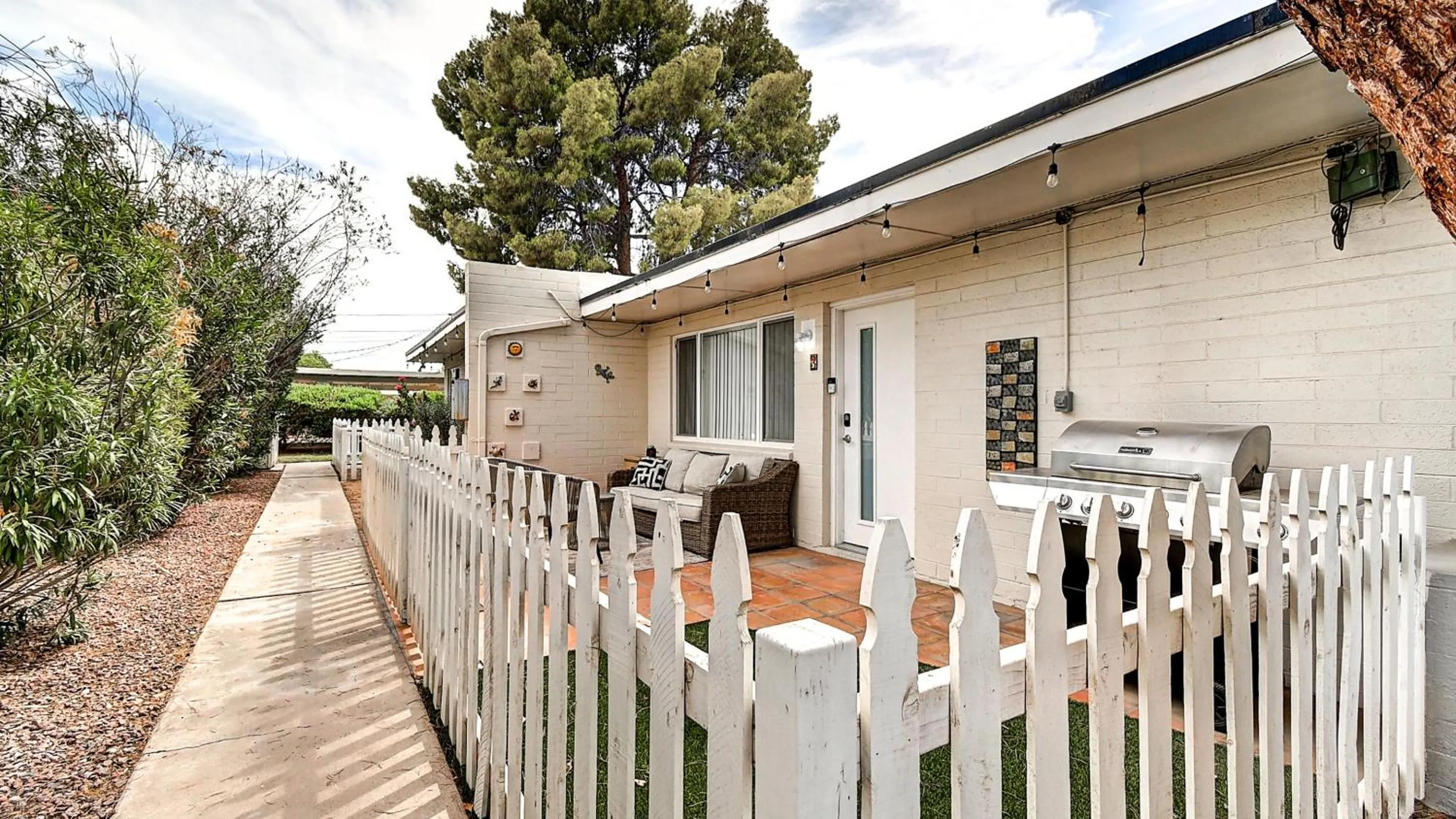 Other in Stylish Arcadia 2-Bdrm with Comfort and Charm