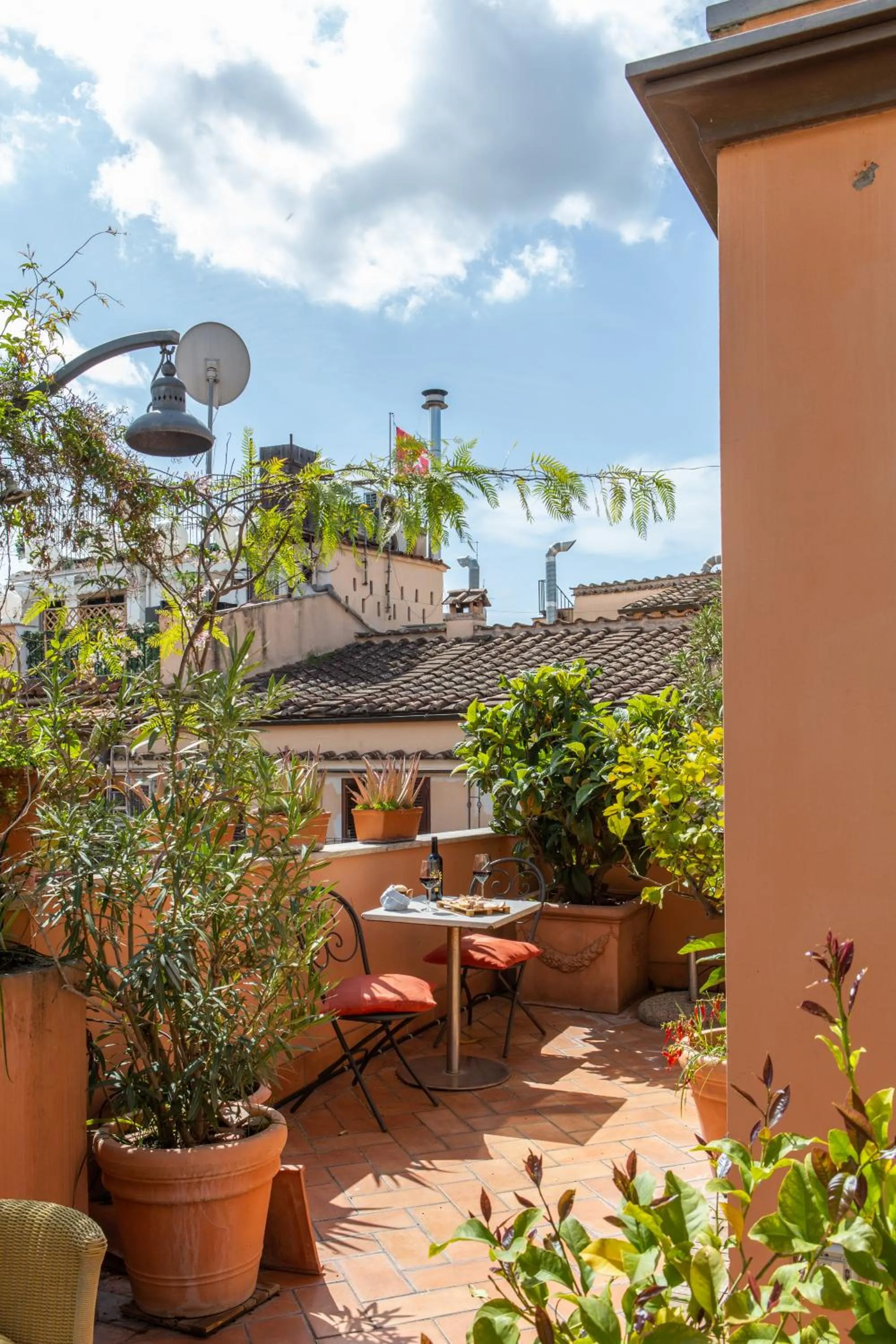 Balcony/Terrace in Hotel Piazza Di Spagna
