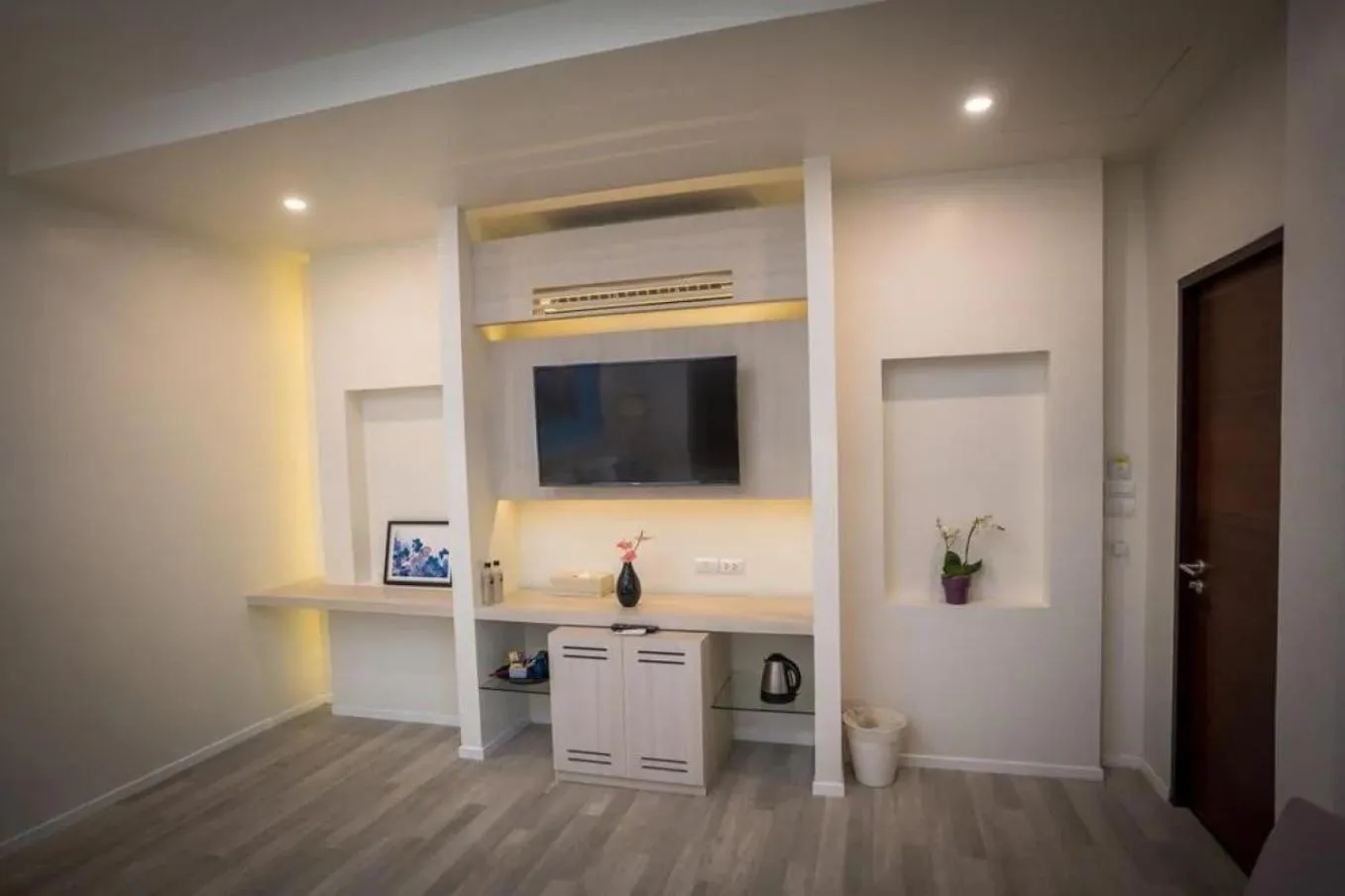 TV and multimedia in Siamdasada Khaoyai