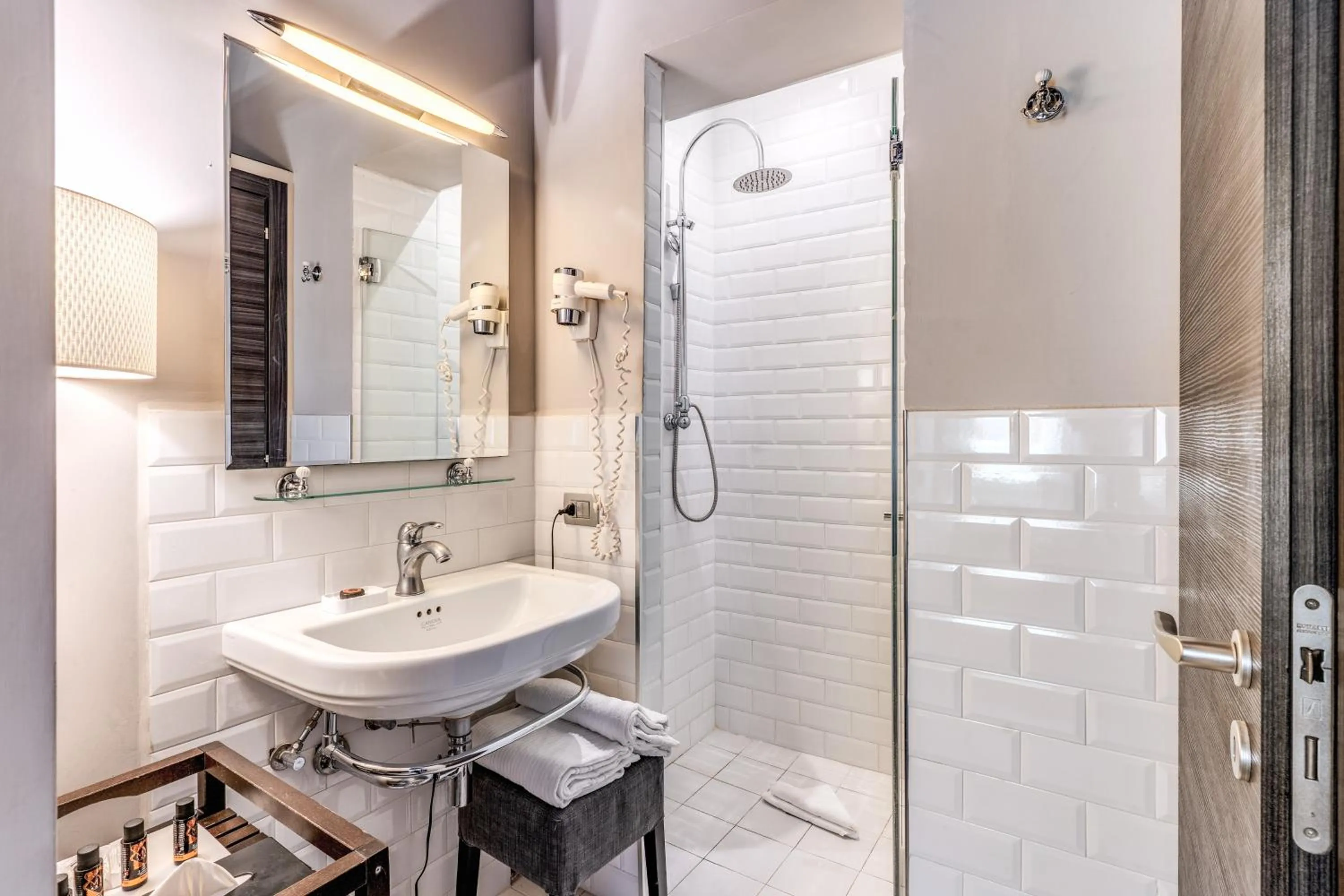 Shower in Trevi Beau Boutique Hotel