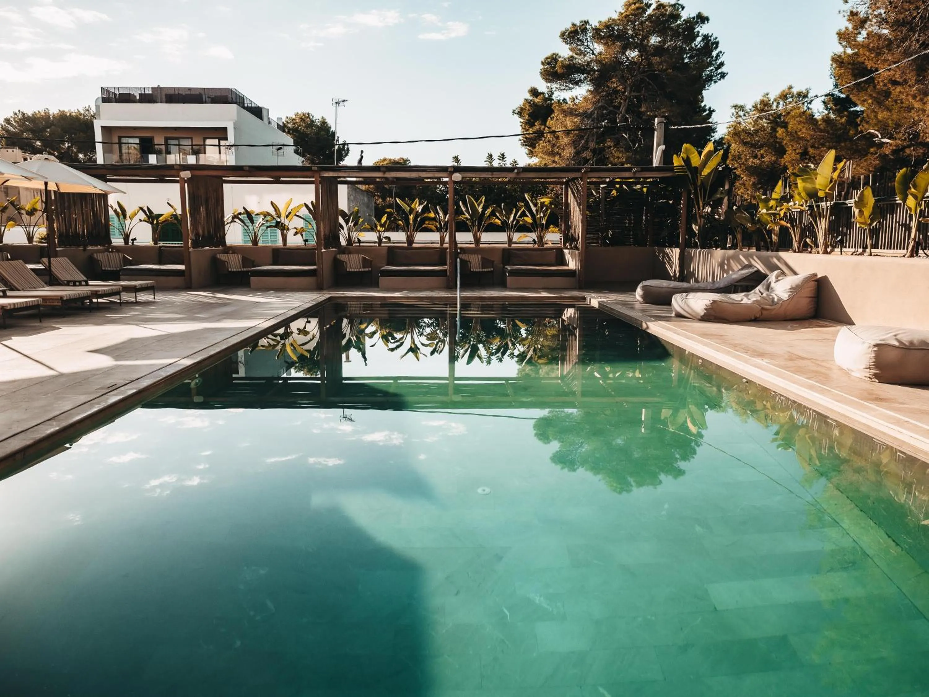 Swimming pool in Barefoot Hotel Mallorca