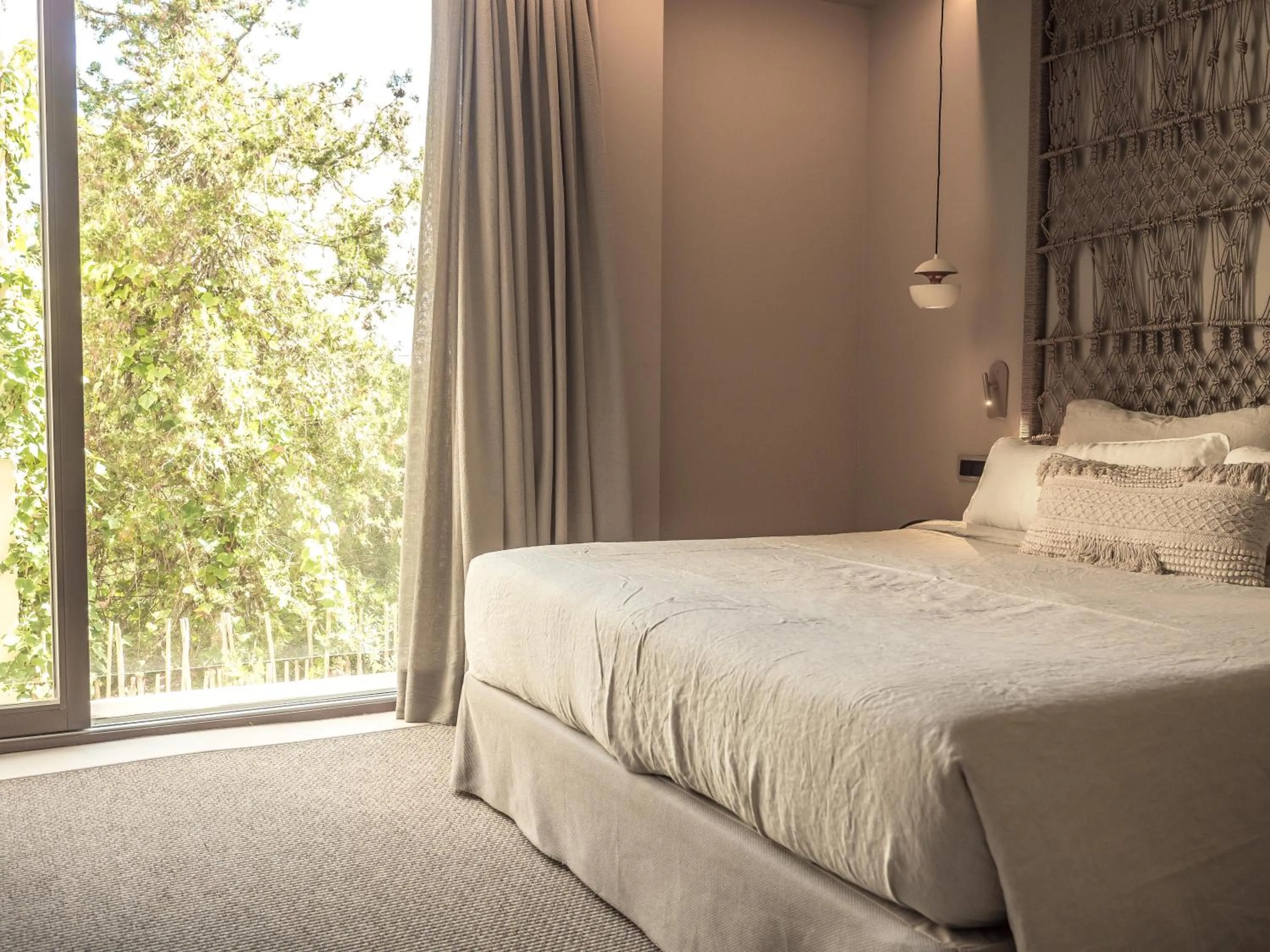 Photo of the whole room, Bed in Barefoot Hotel Mallorca