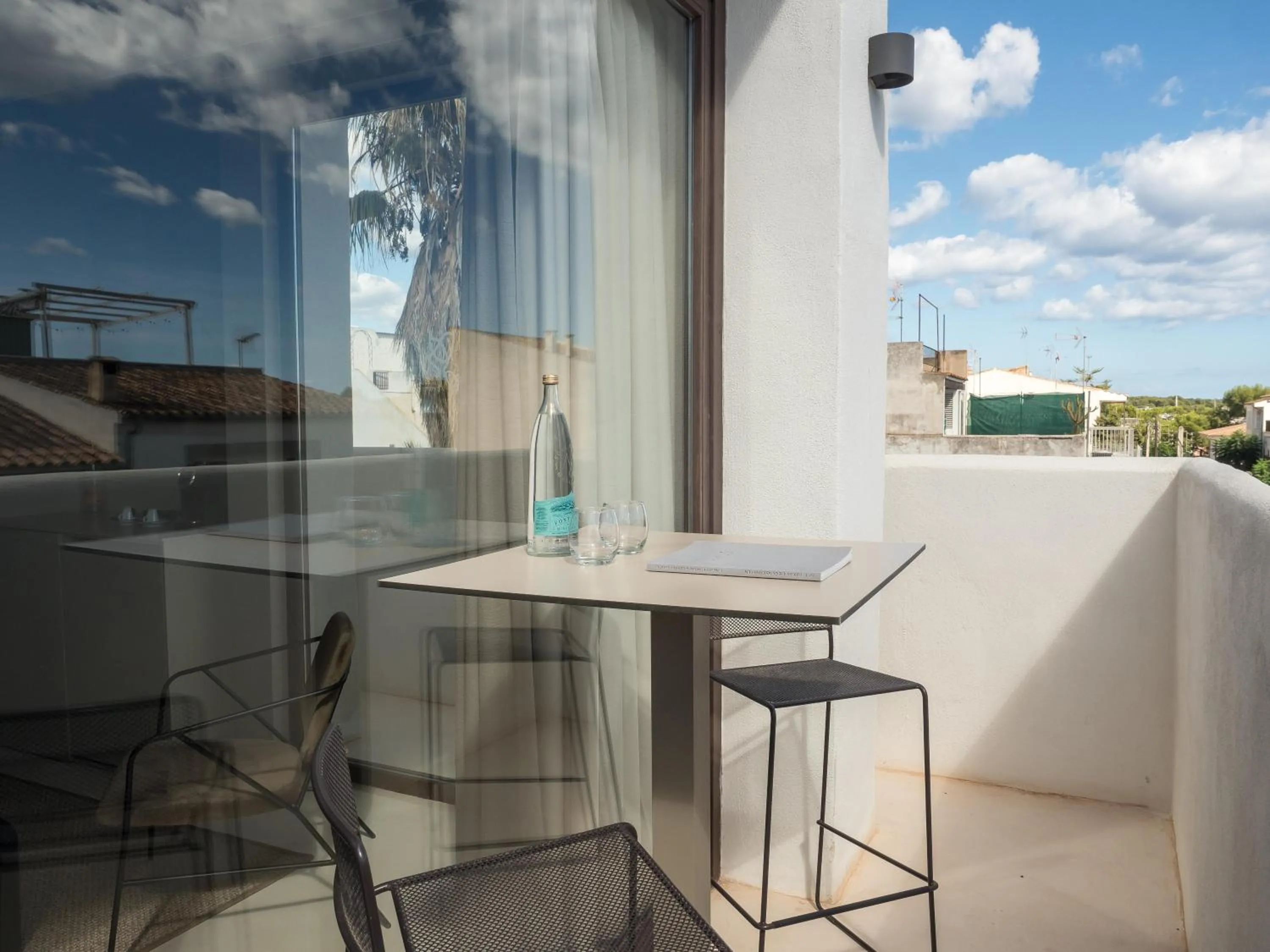 Photo of the whole room in Barefoot Hotel Mallorca