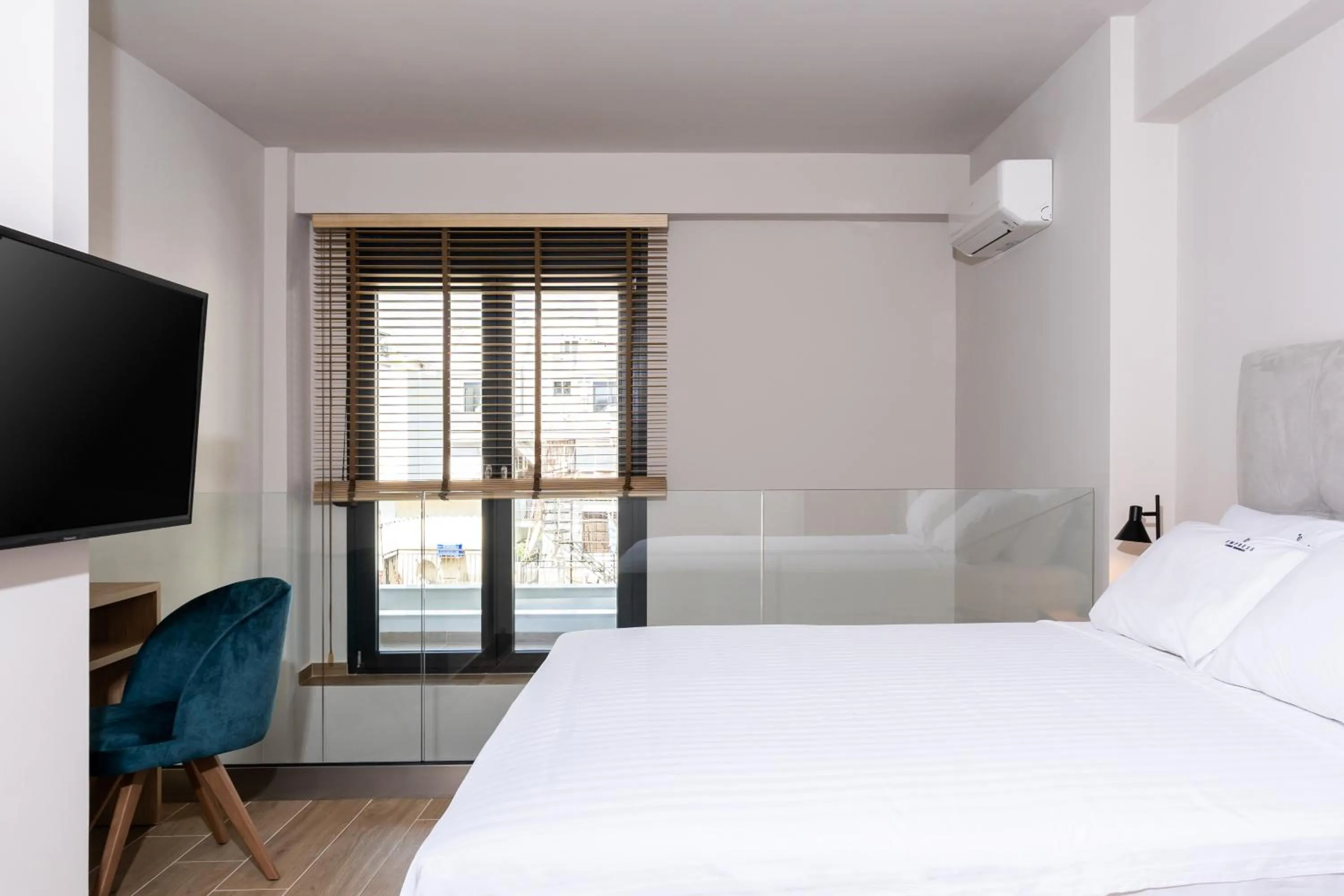 Bed in Empress Luxury Residences