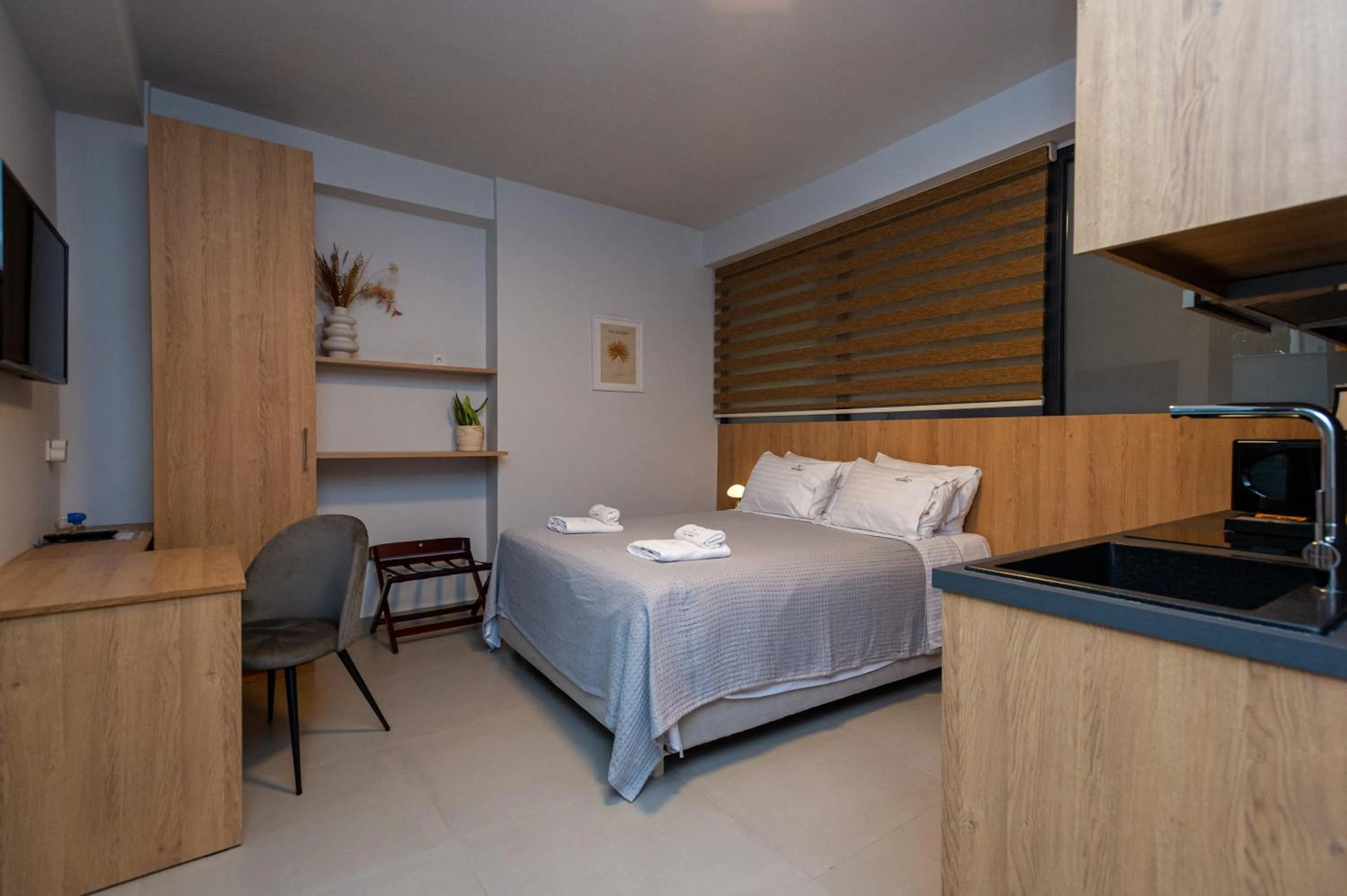 Bed in Empress Luxury Residences