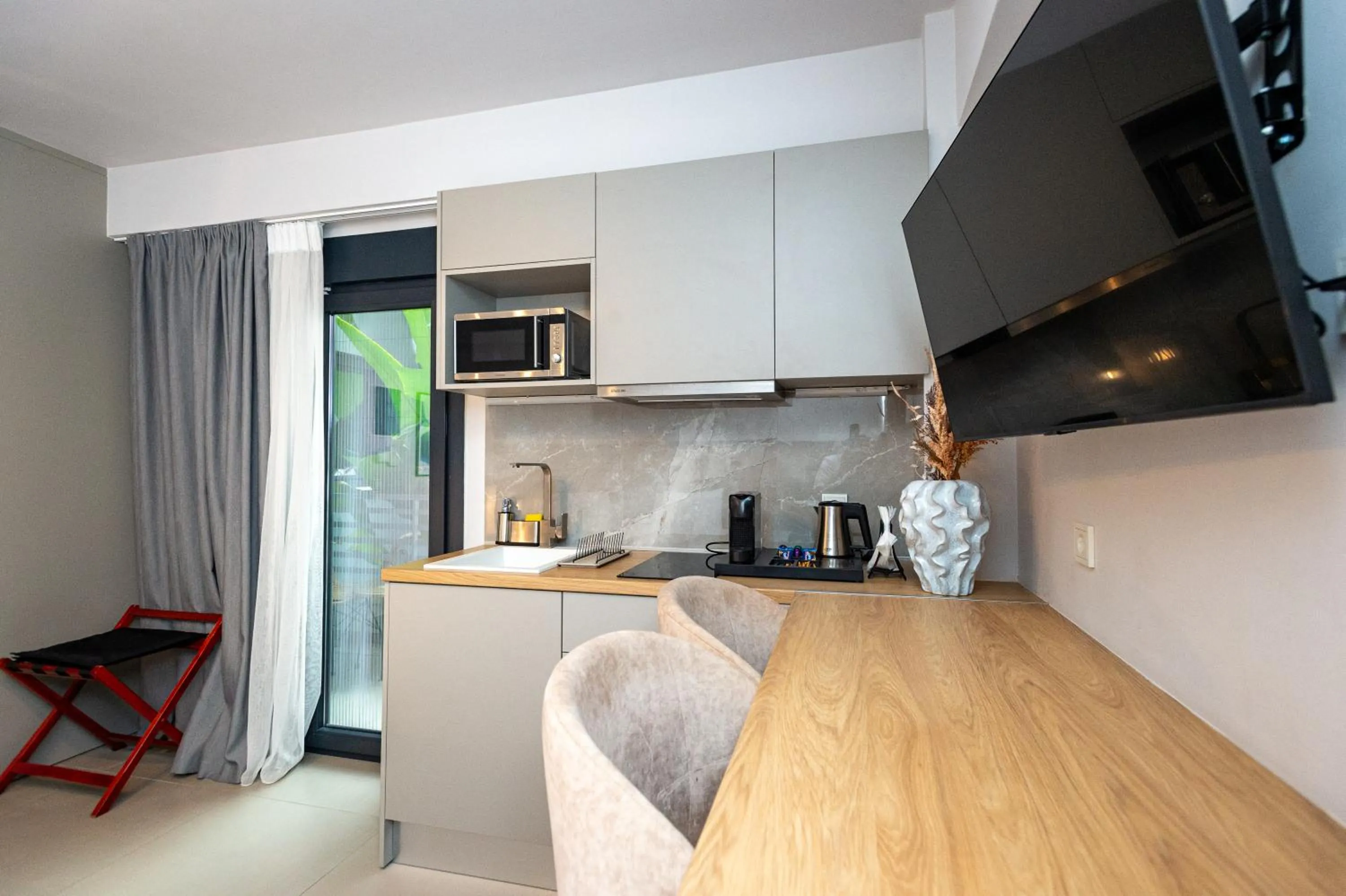 Empress Luxury Residences