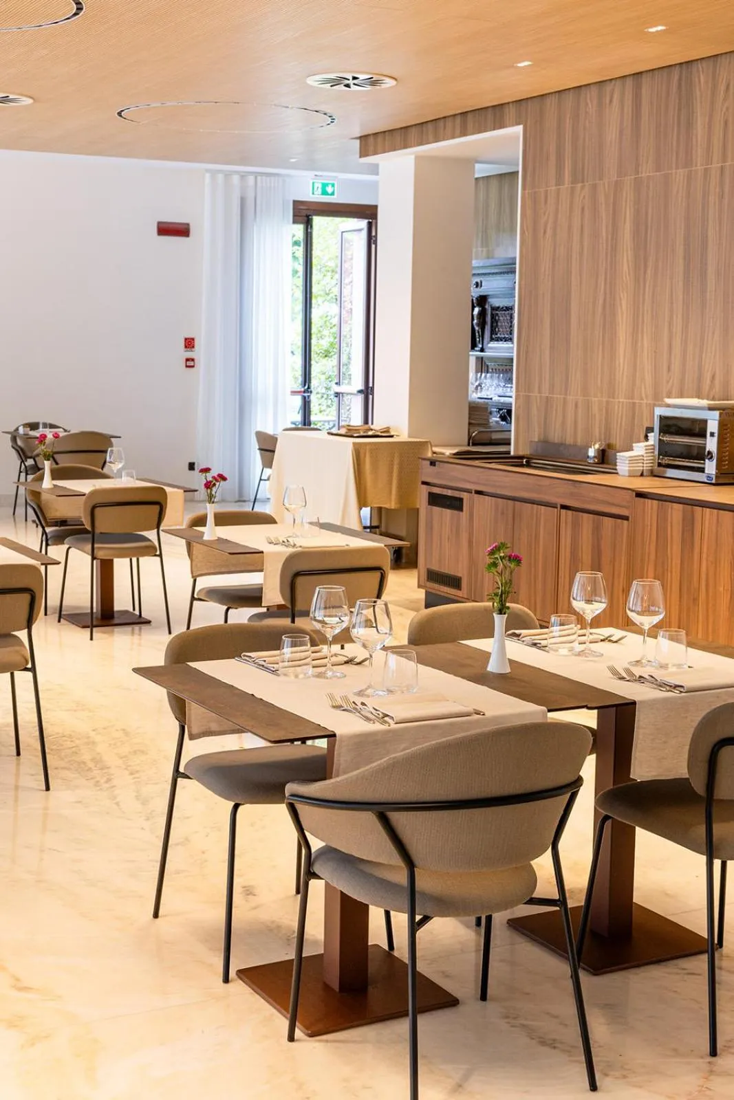 Restaurant/places to eat in B&B HOTEL Habitat Giussano