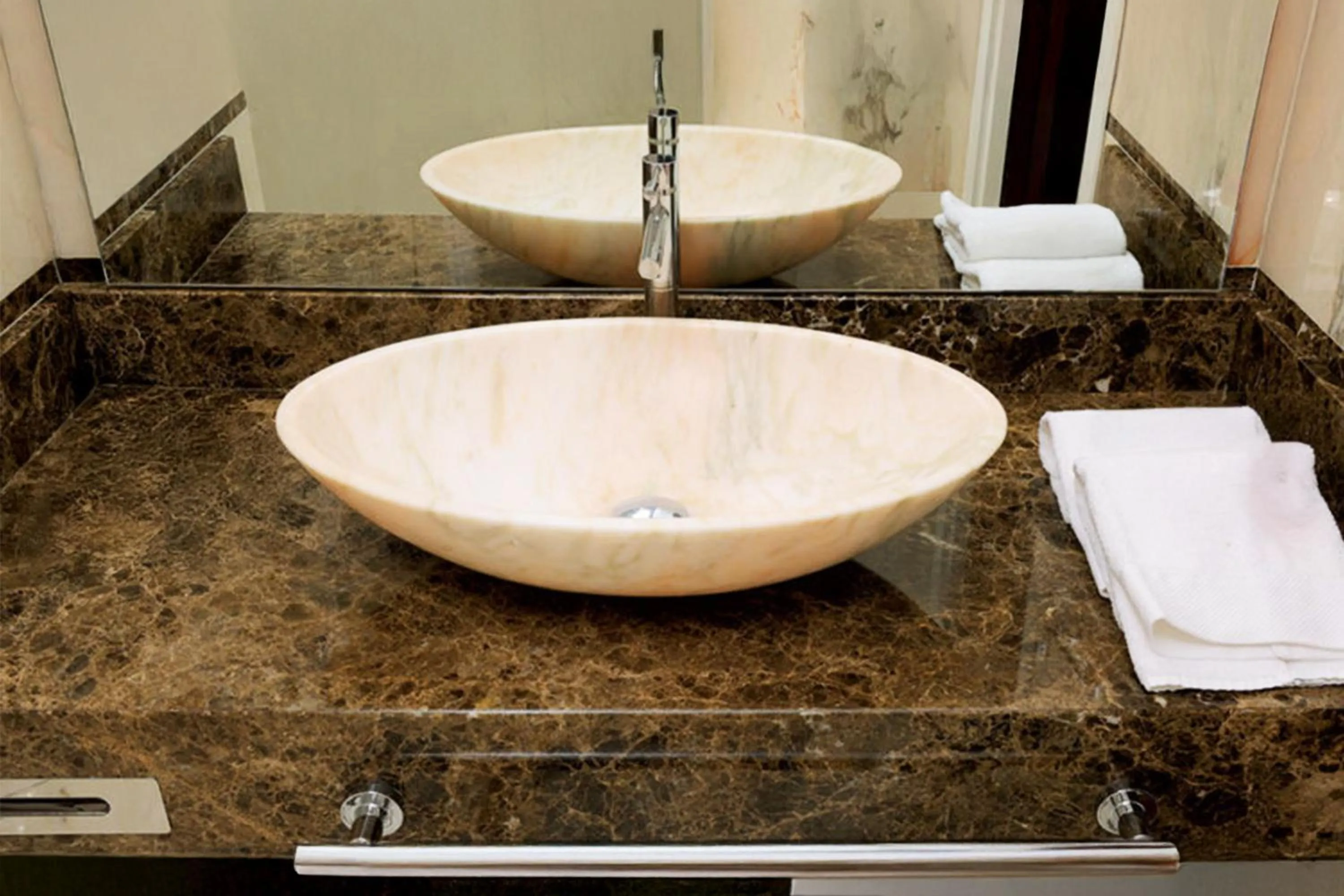 Bathroom in B&B HOTEL Habitat Giussano