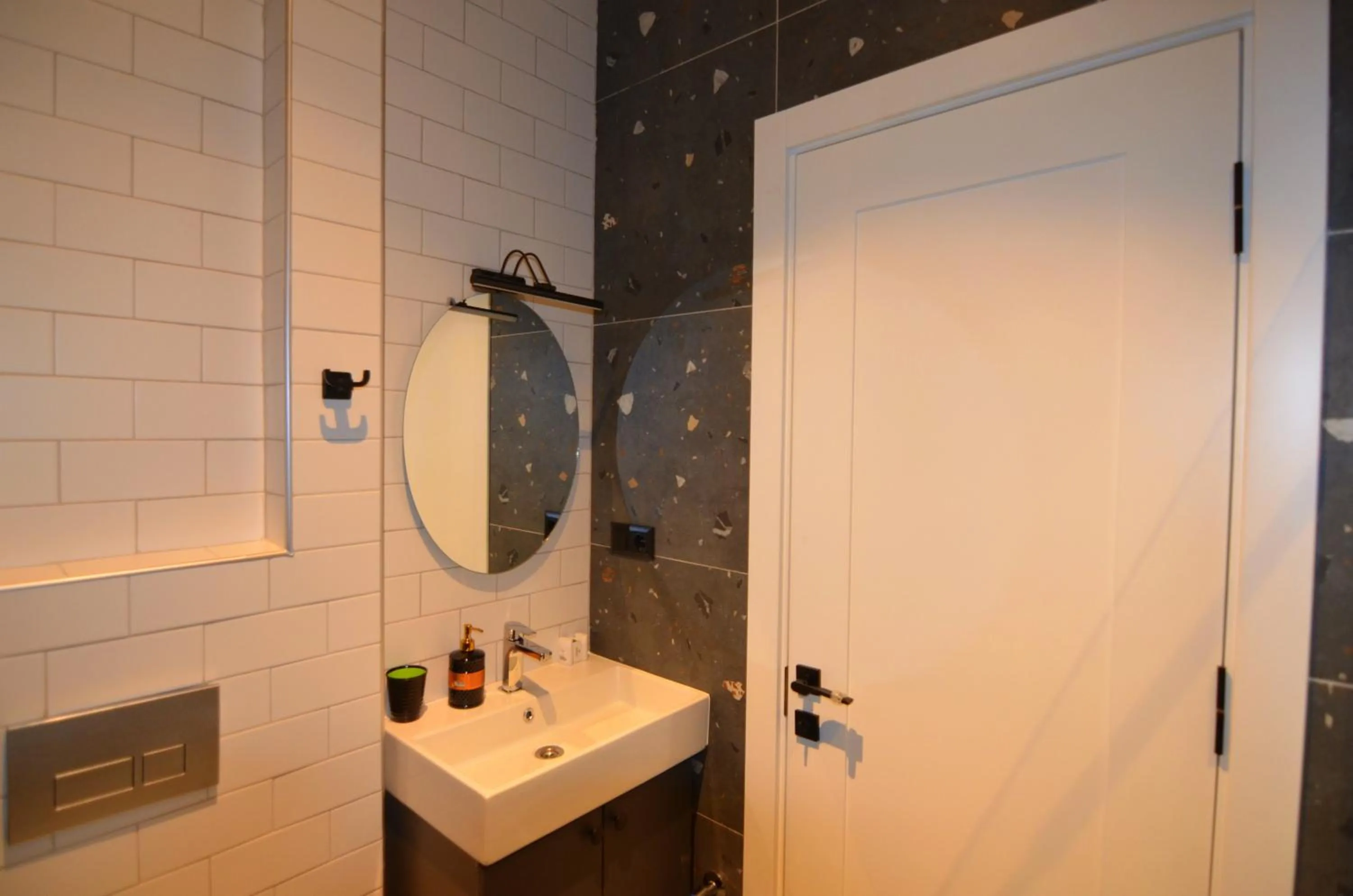 Bathroom in Juglans Suites