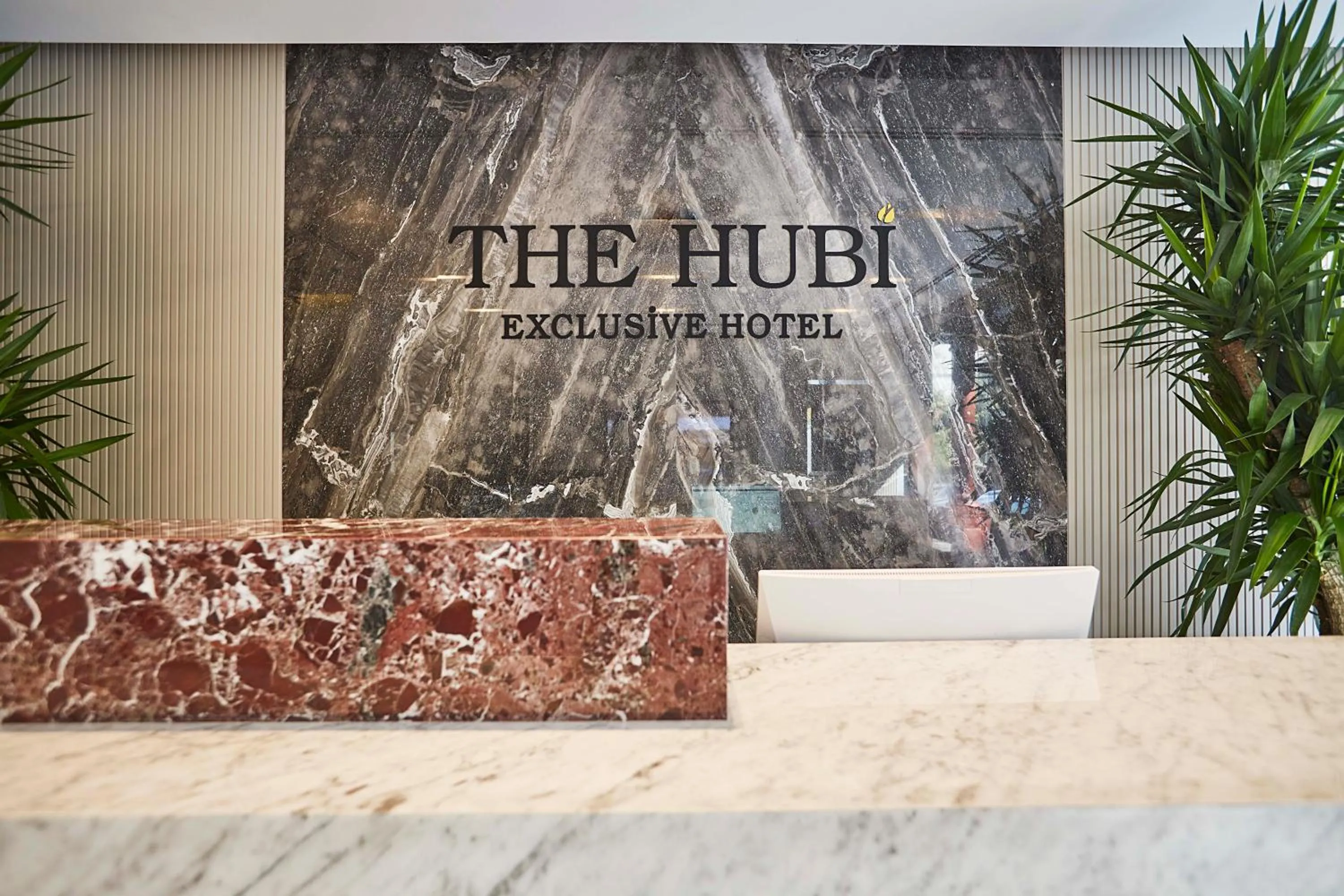 Lobby or reception in THE HUBİ HOTEL