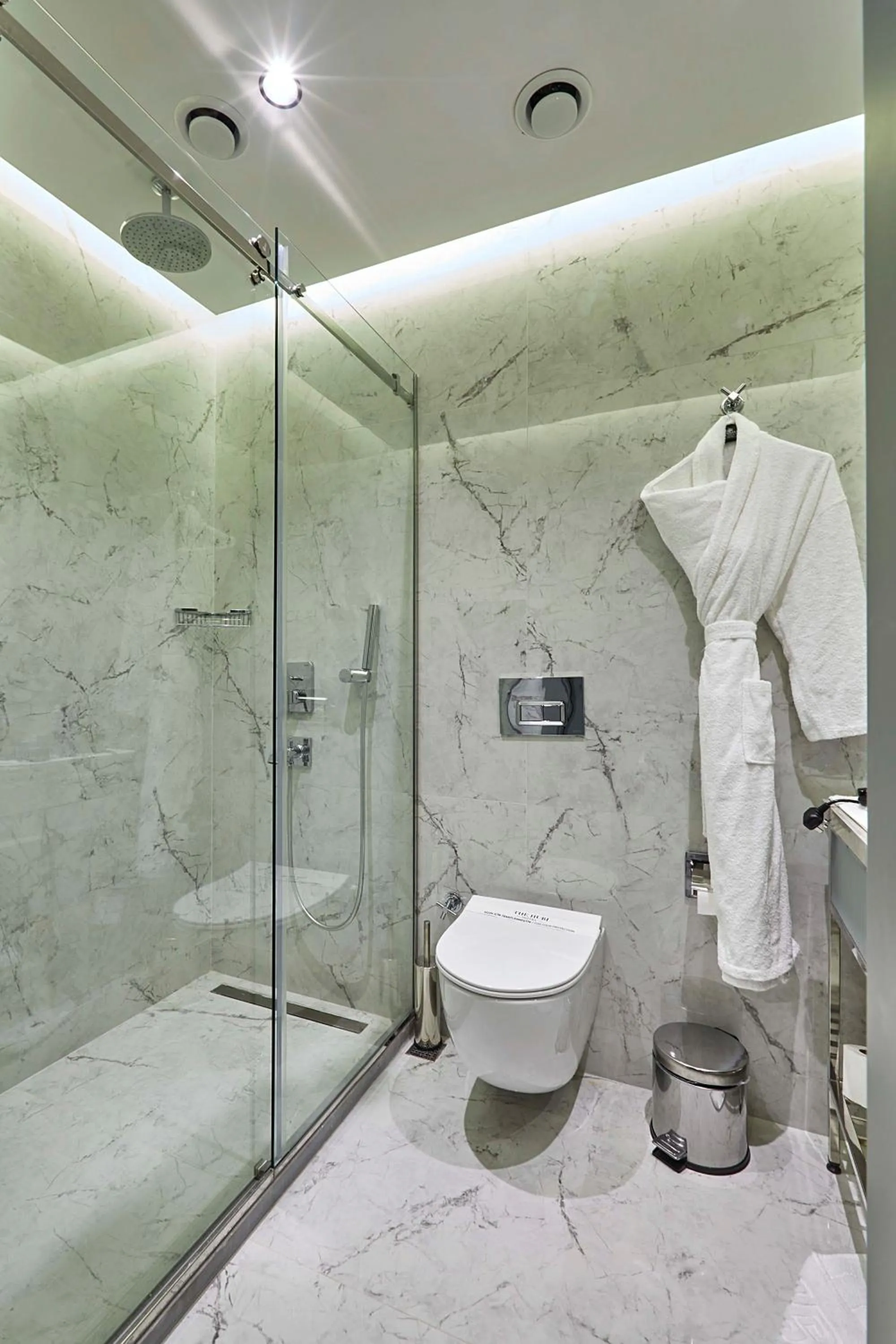 Bathroom in THE HUBİ HOTEL