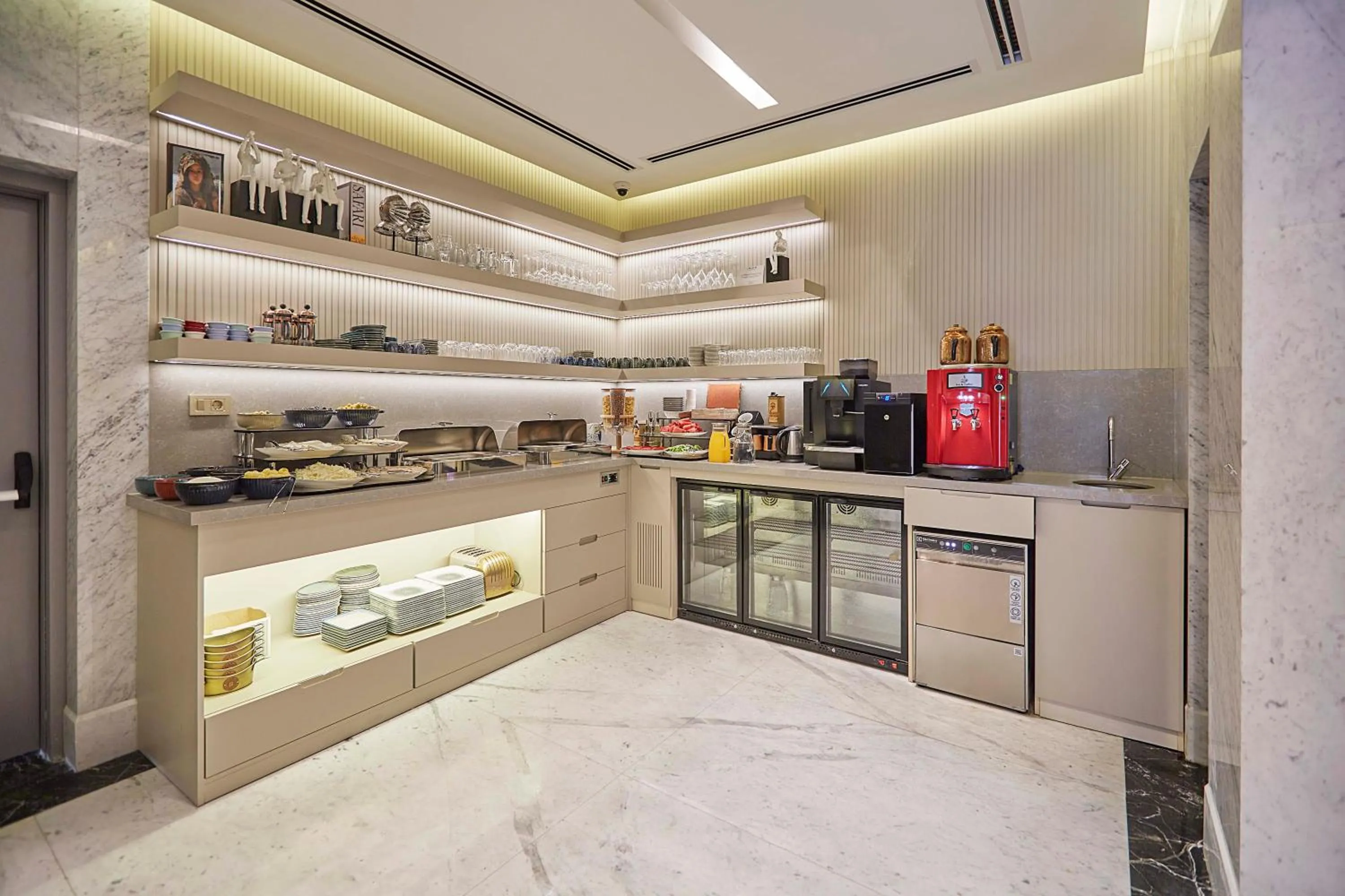 Buffet breakfast in THE HUBİ HOTEL