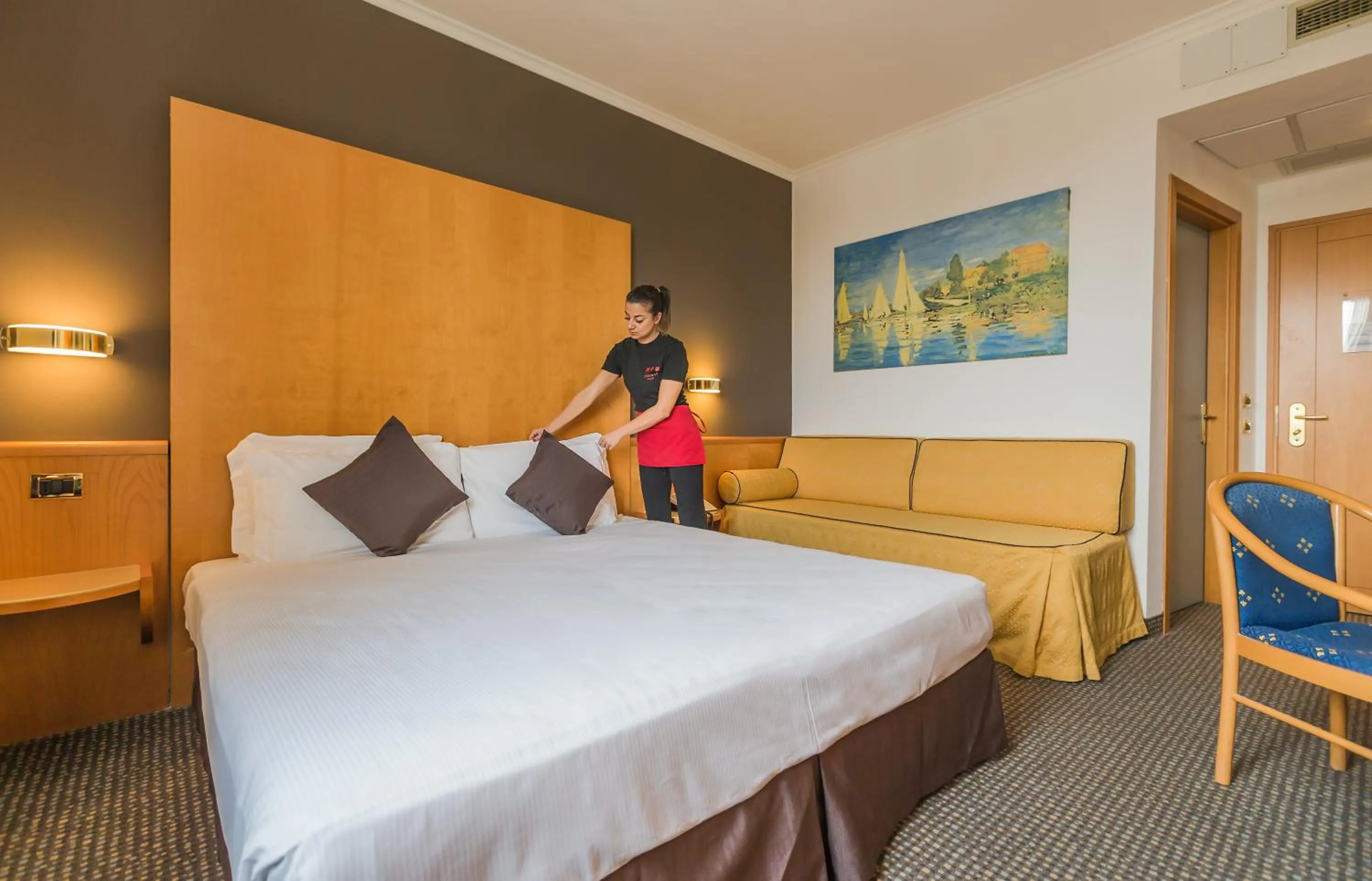 Staff, Bed in UNA HOTELS Occhiobello