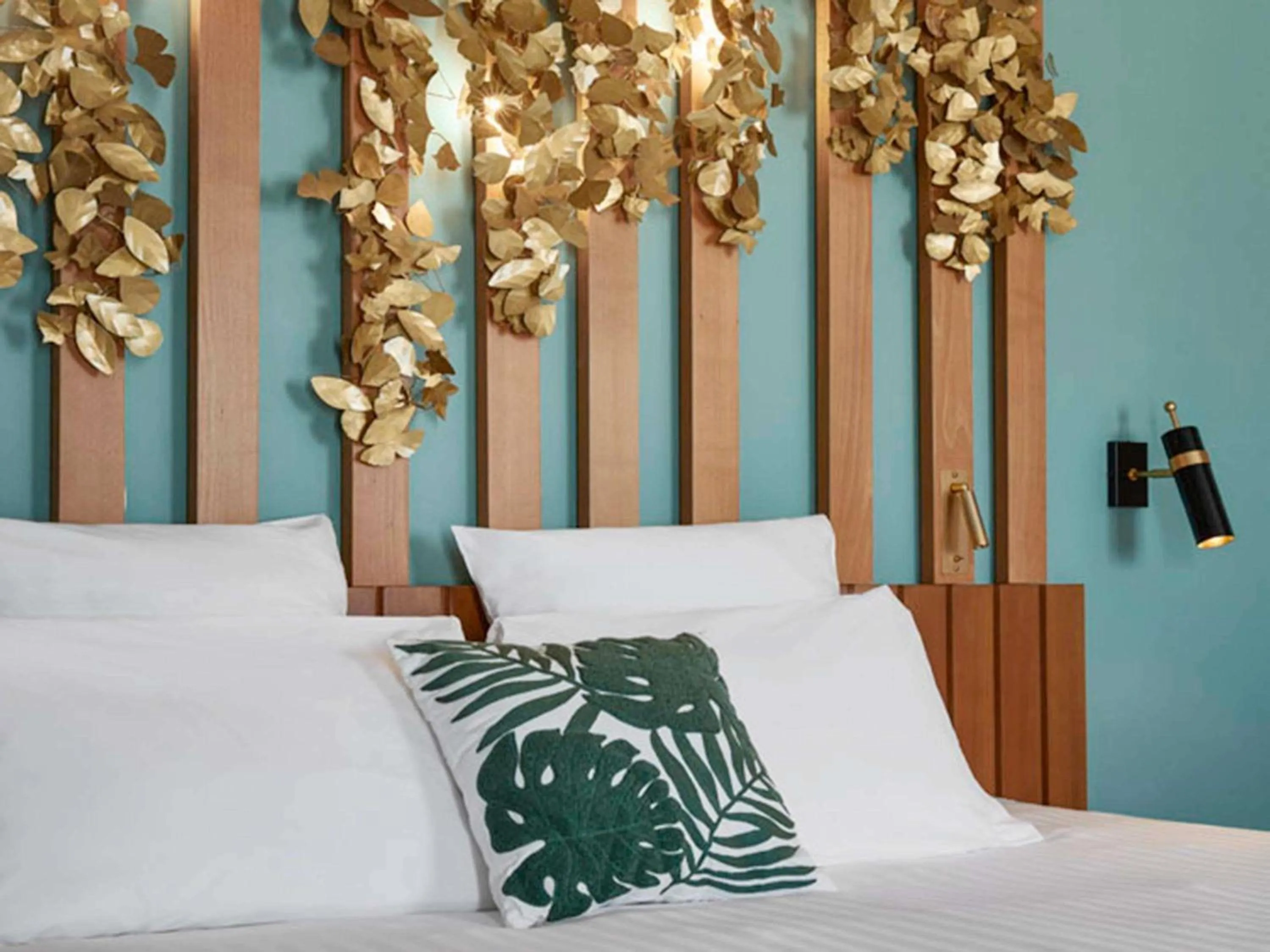 Bedroom, Bed in Hotel Mercure Roma Corso Trieste