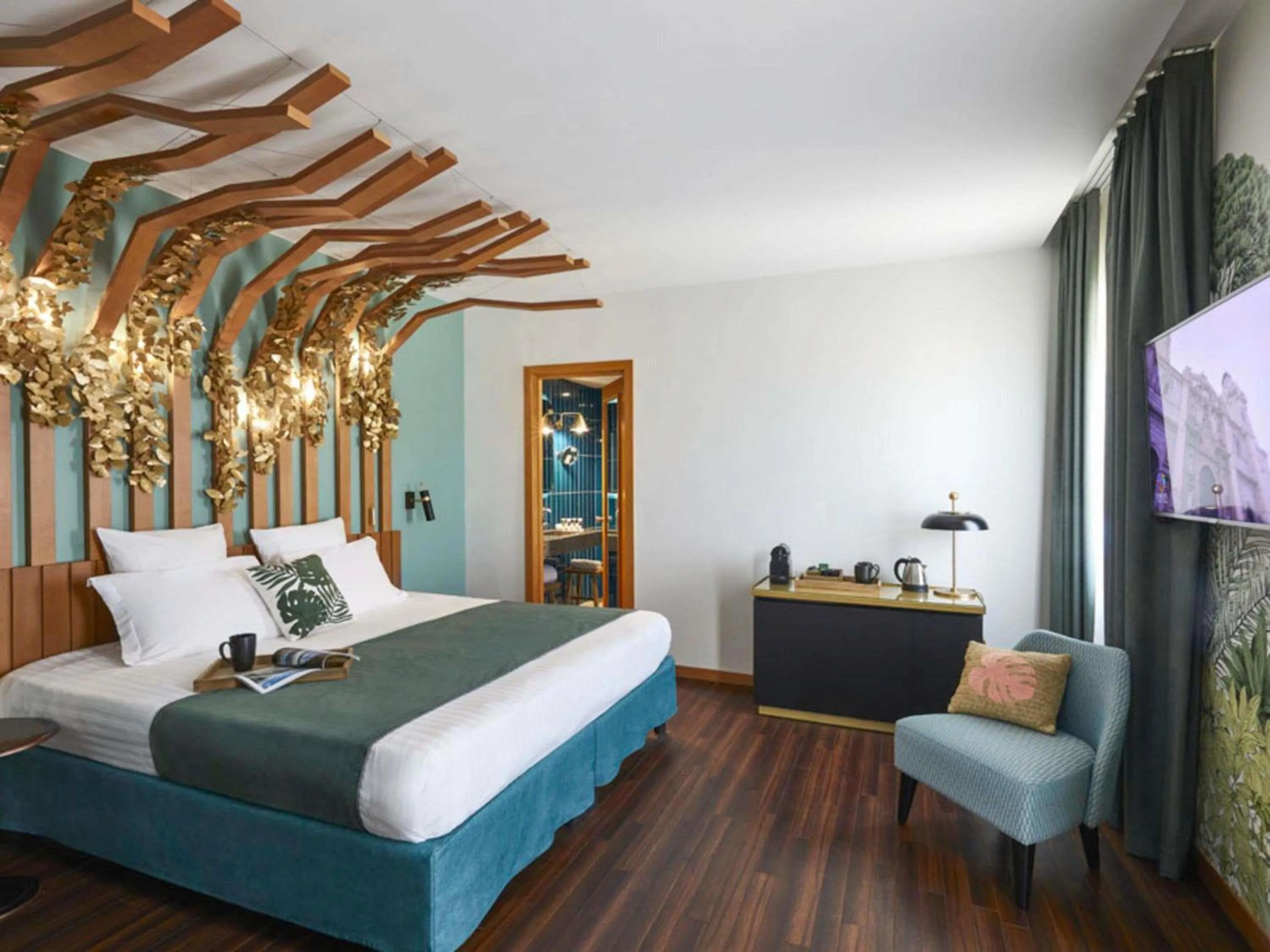 Property building, Bed in Hotel Mercure Roma Corso Trieste