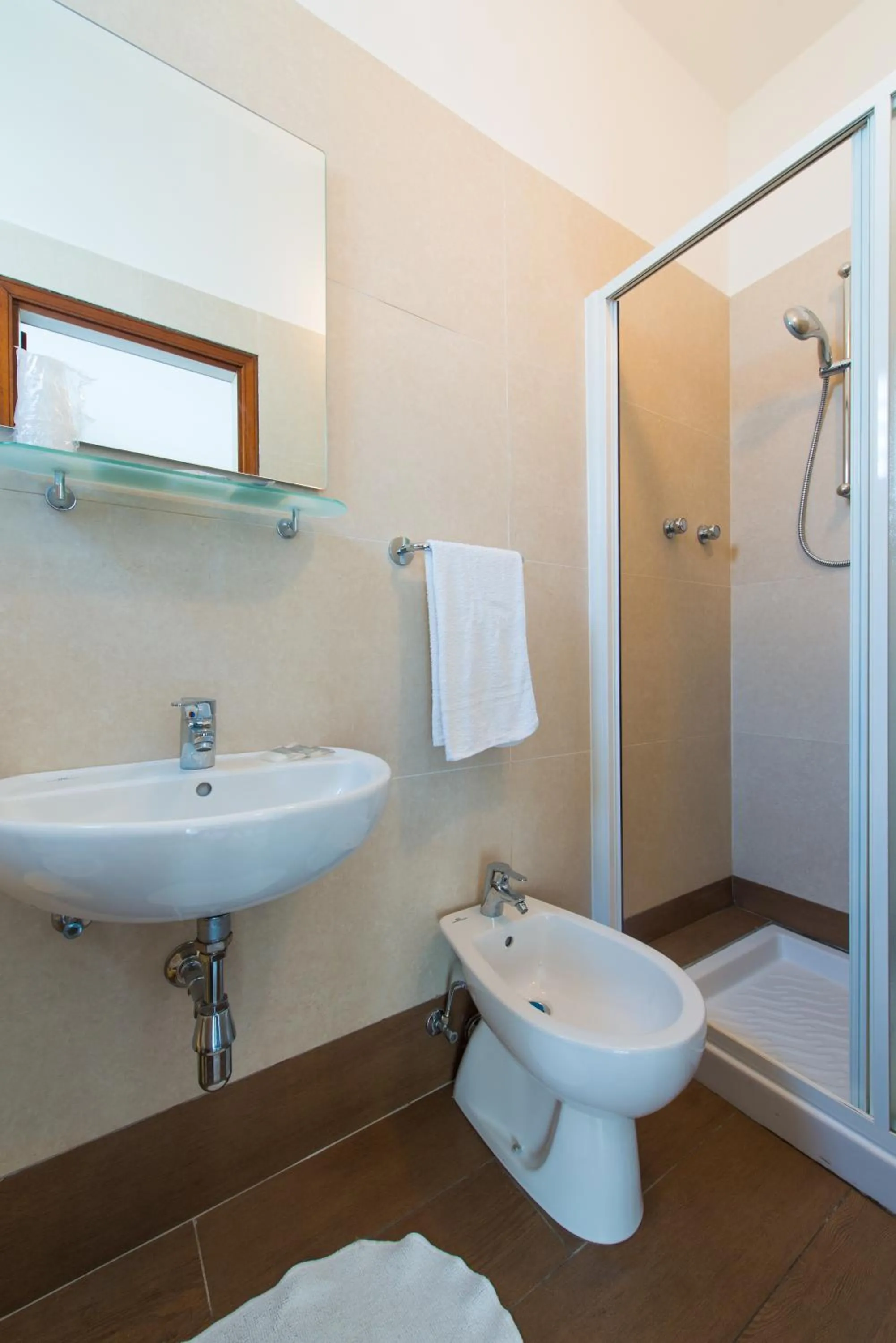 Bathroom in Hotel Sirena