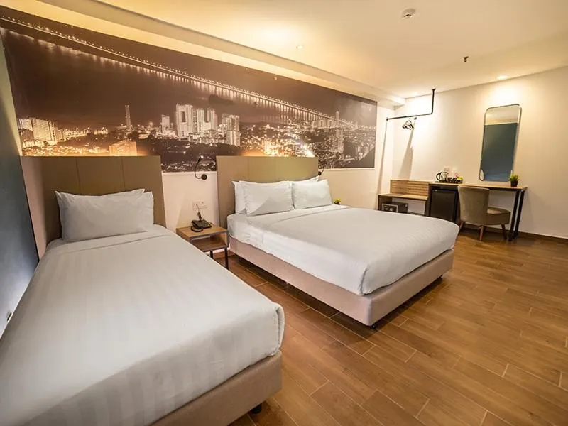 Bed in Travelodge Georgetown, Penang