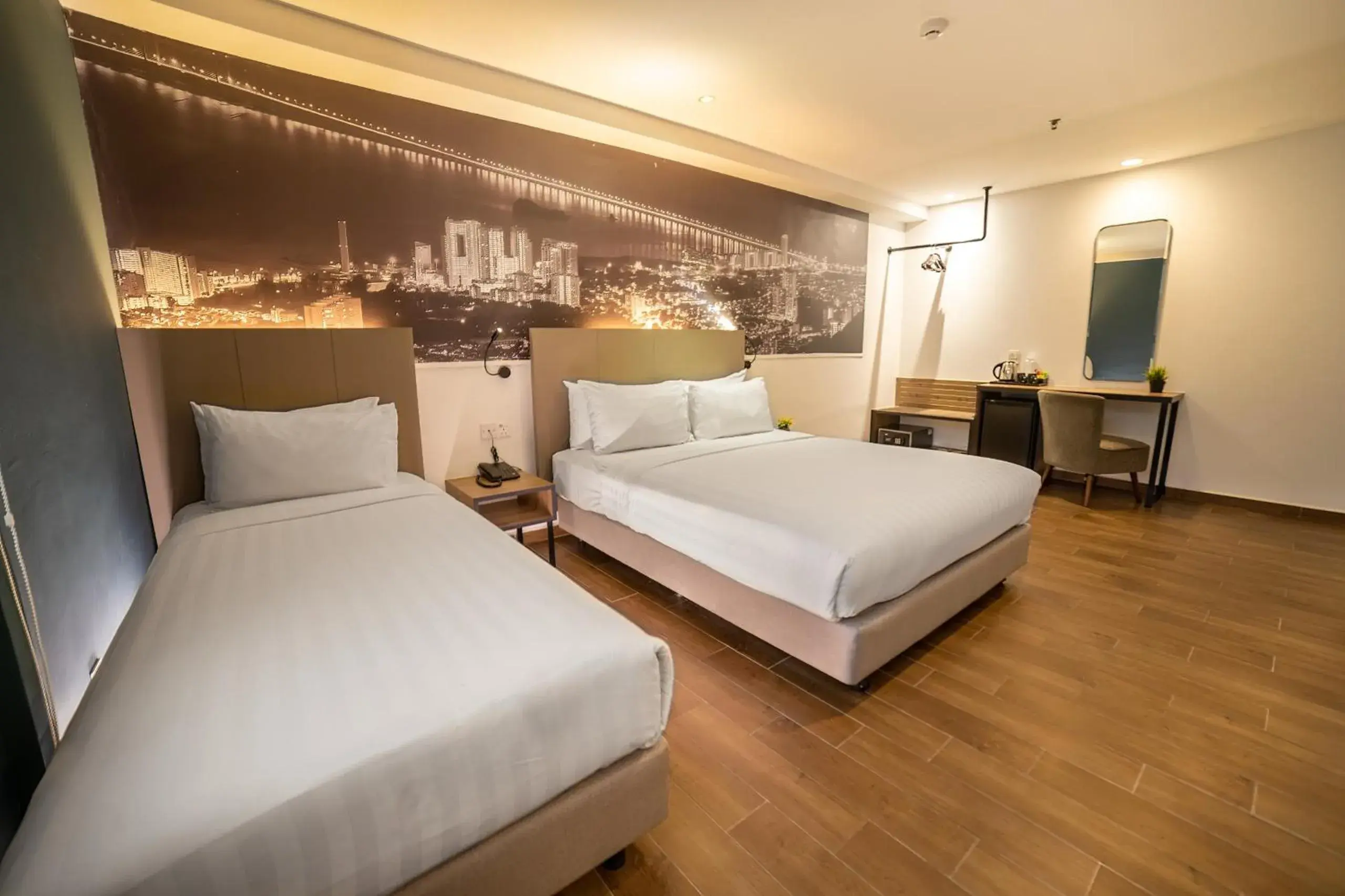 Friends and Family Triple Room in Travelodge Georgetown, Penang Friends and Family Triple Room in Travelodge Georgetown, Penang